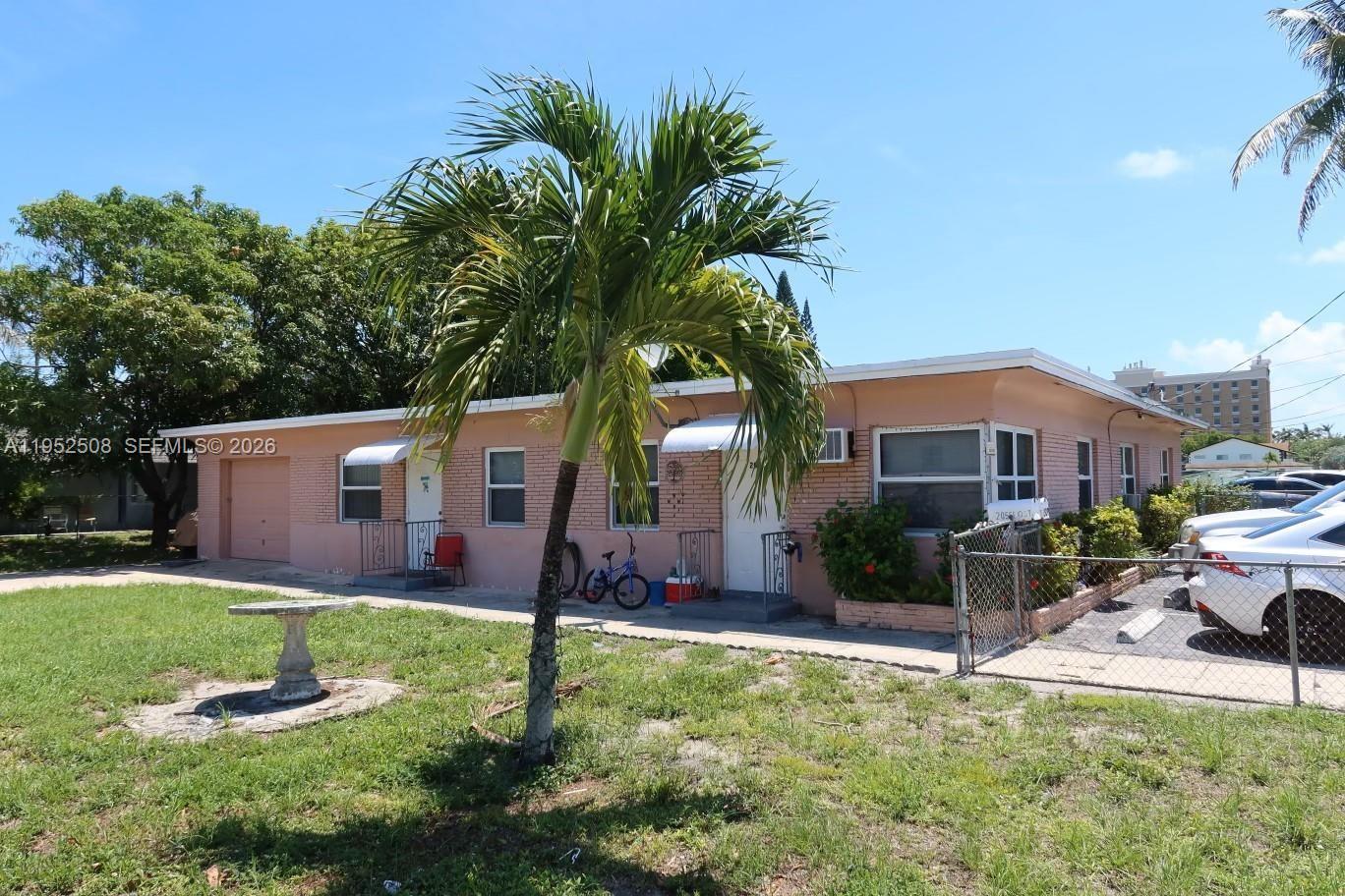 View photos, virtual tours, details... 205 SE 10th St