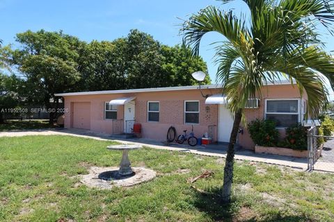 205 SE 10th St Hallandale Beach FL 33009