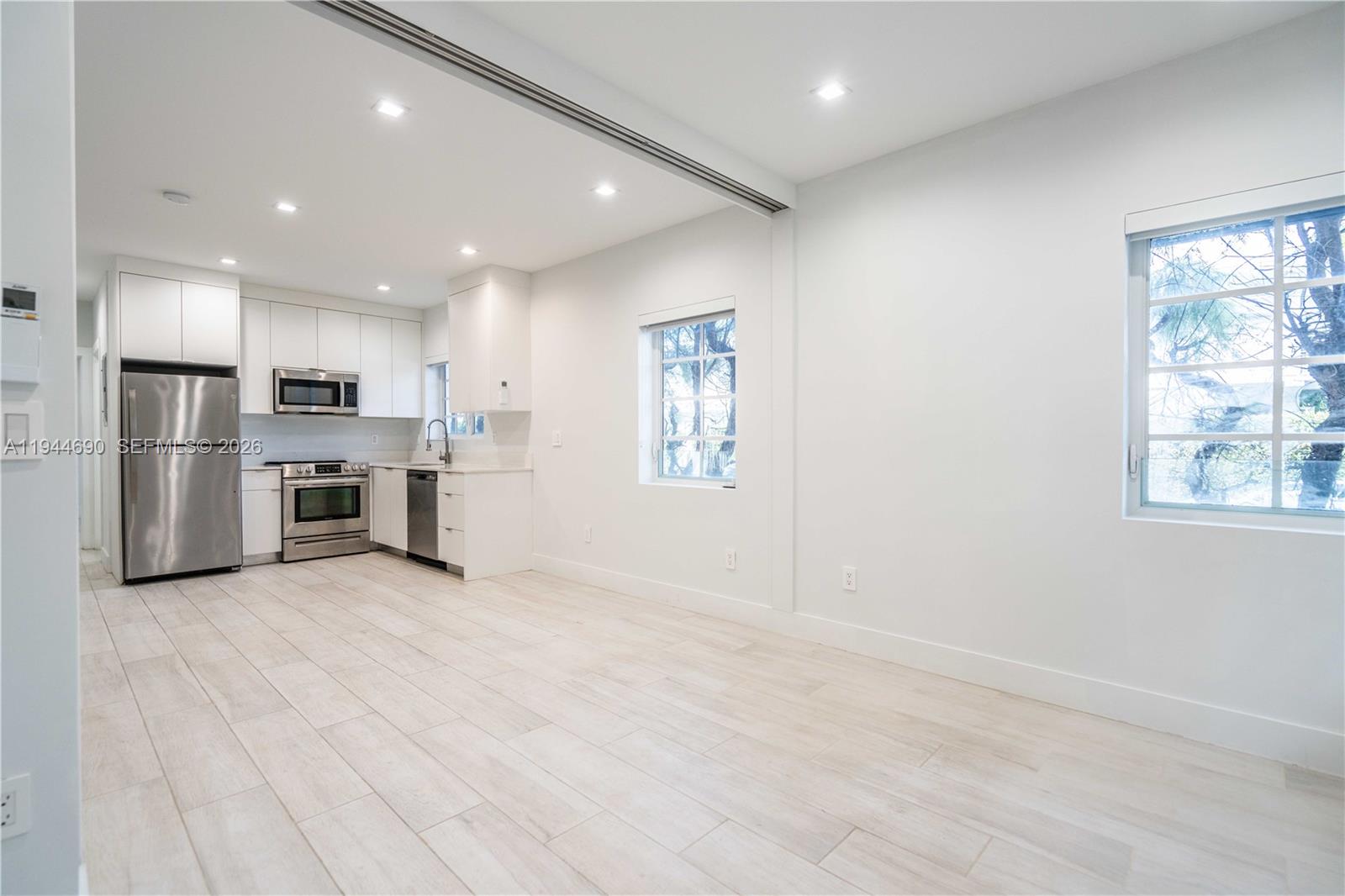 OCEAN BEACH ADDN NO 3 - Residential Lease