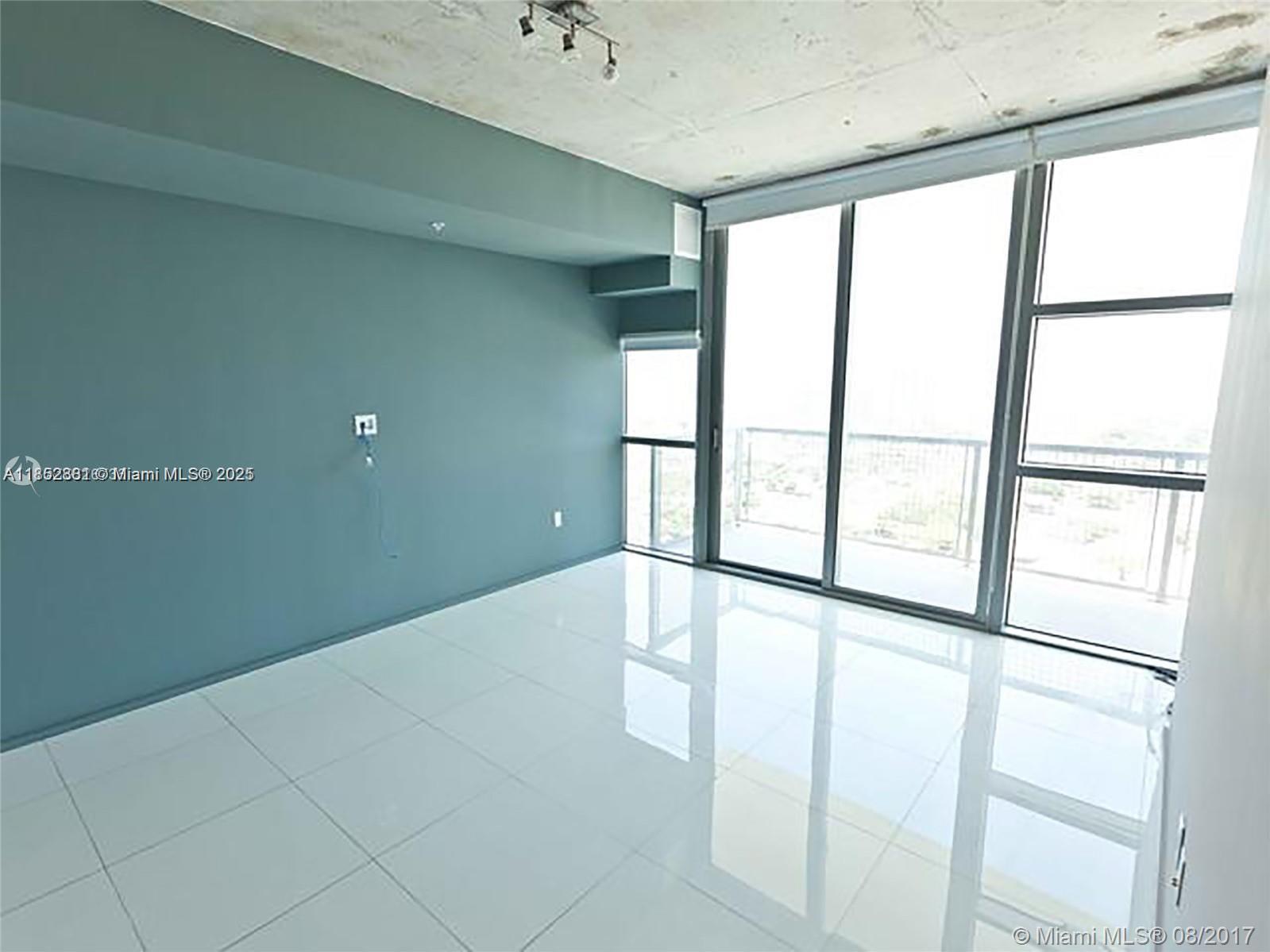 3301 NE 1st Ave H2210