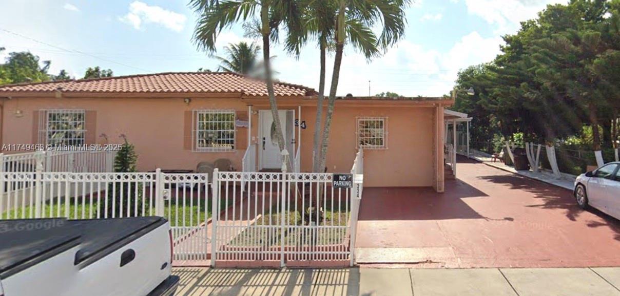 334 E 18th St, Hialeah, Miami-Dade County, Florida - 9 Bedrooms  
6 Bathrooms - 