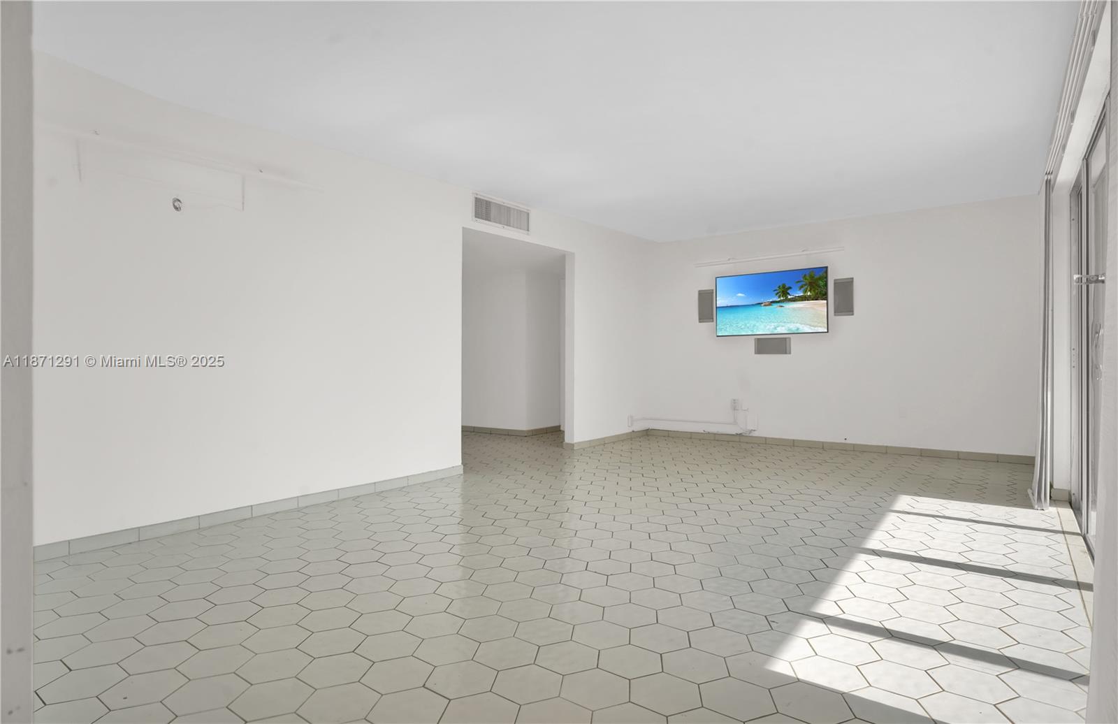11111 Biscayne Blvd 21C