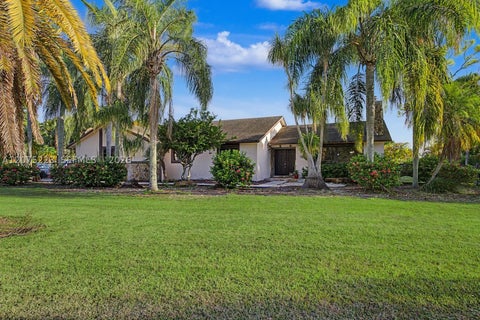 Photo of 16880 SW 278th St, Homestead, FL 33031 (MLS # A12075223)