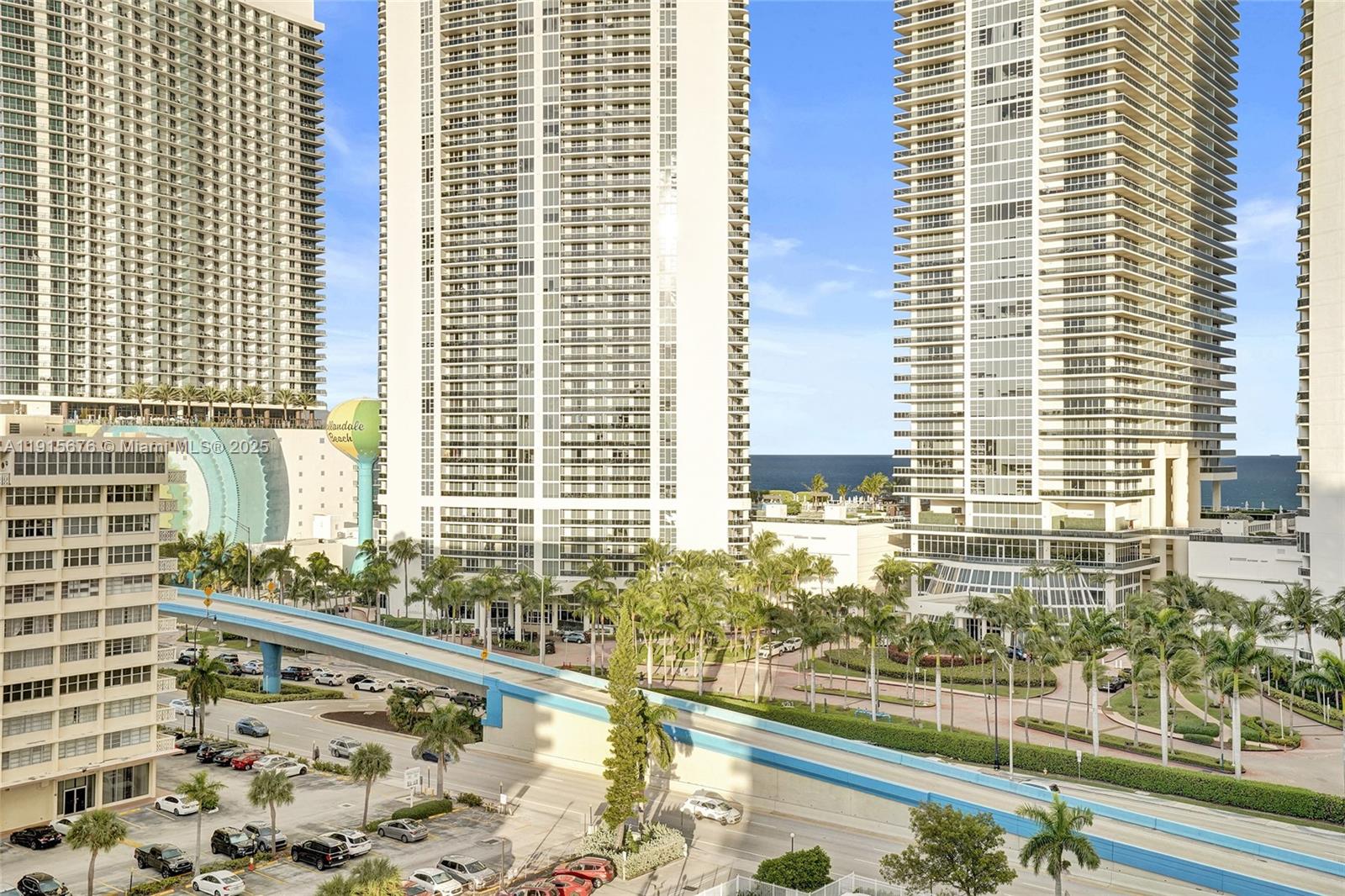 PLAZA TOWERS SOUTH CONDO - Residential