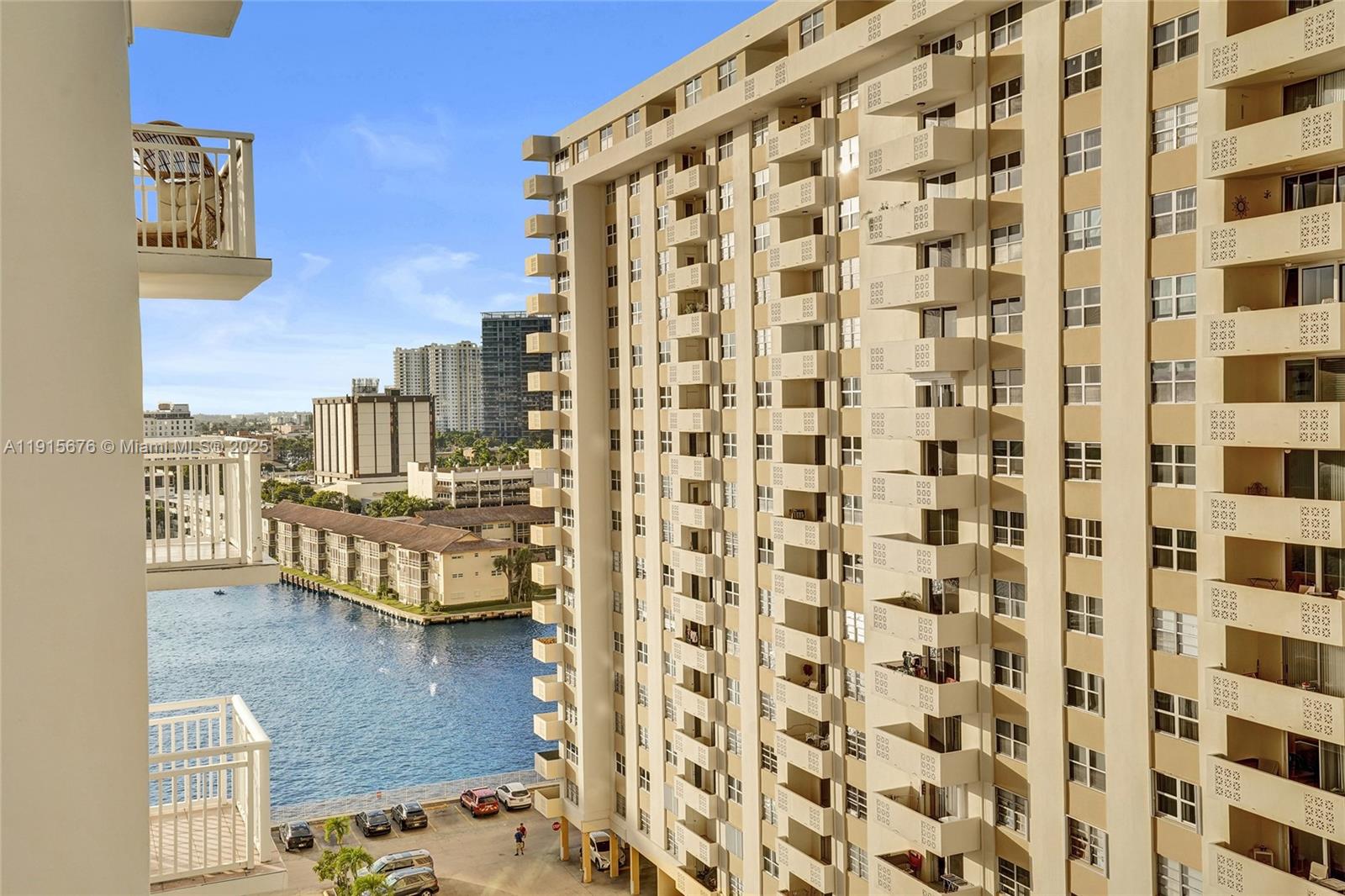 PLAZA TOWERS SOUTH CONDO - Residential