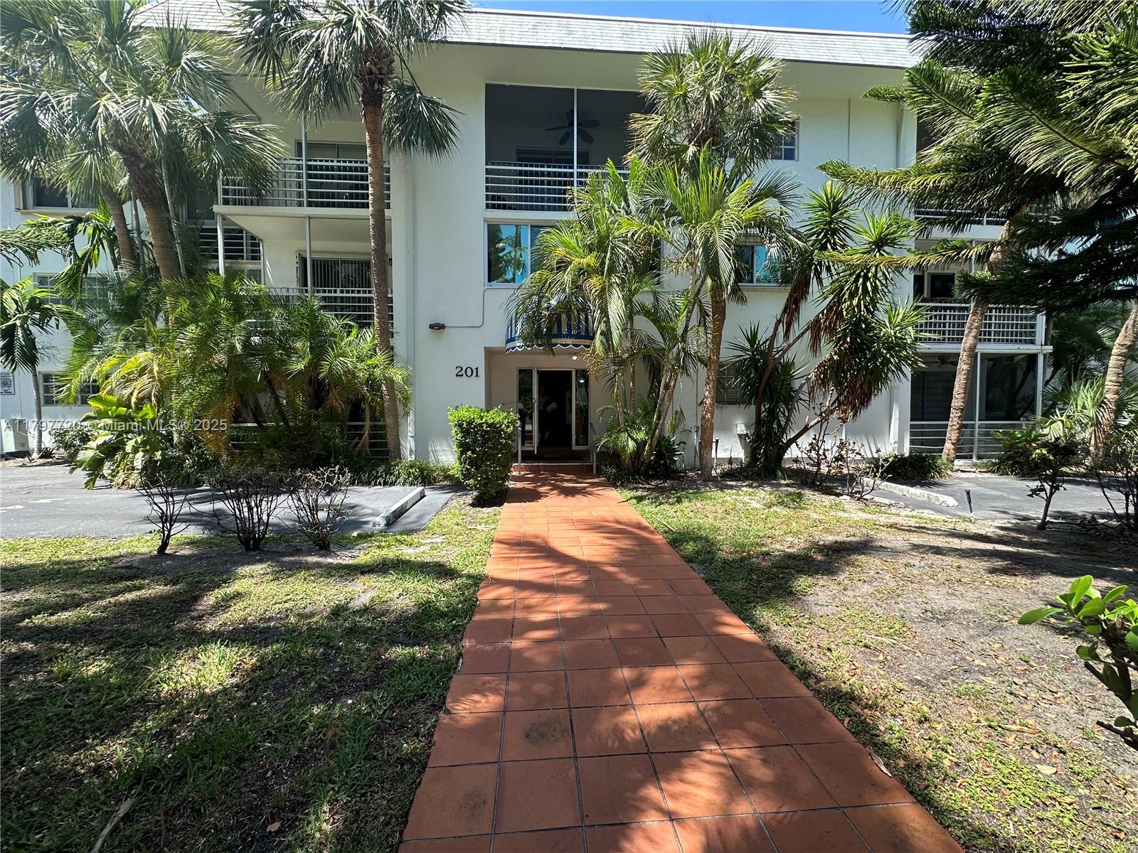 201 Galen Dr 211W, Key Biscayne, Miami-Dade County, Florida - 2 Bedrooms  
2 Bathrooms - 