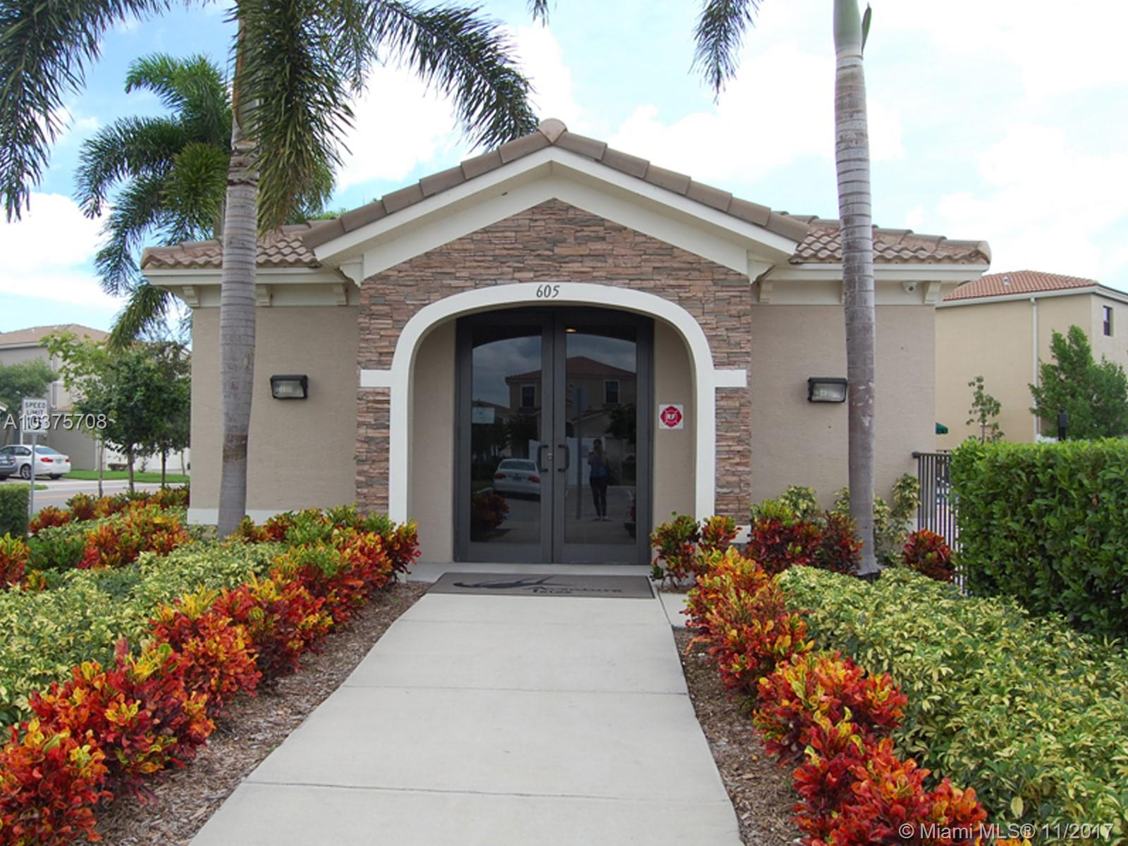 CHAMPION LAKES - Residential Lease