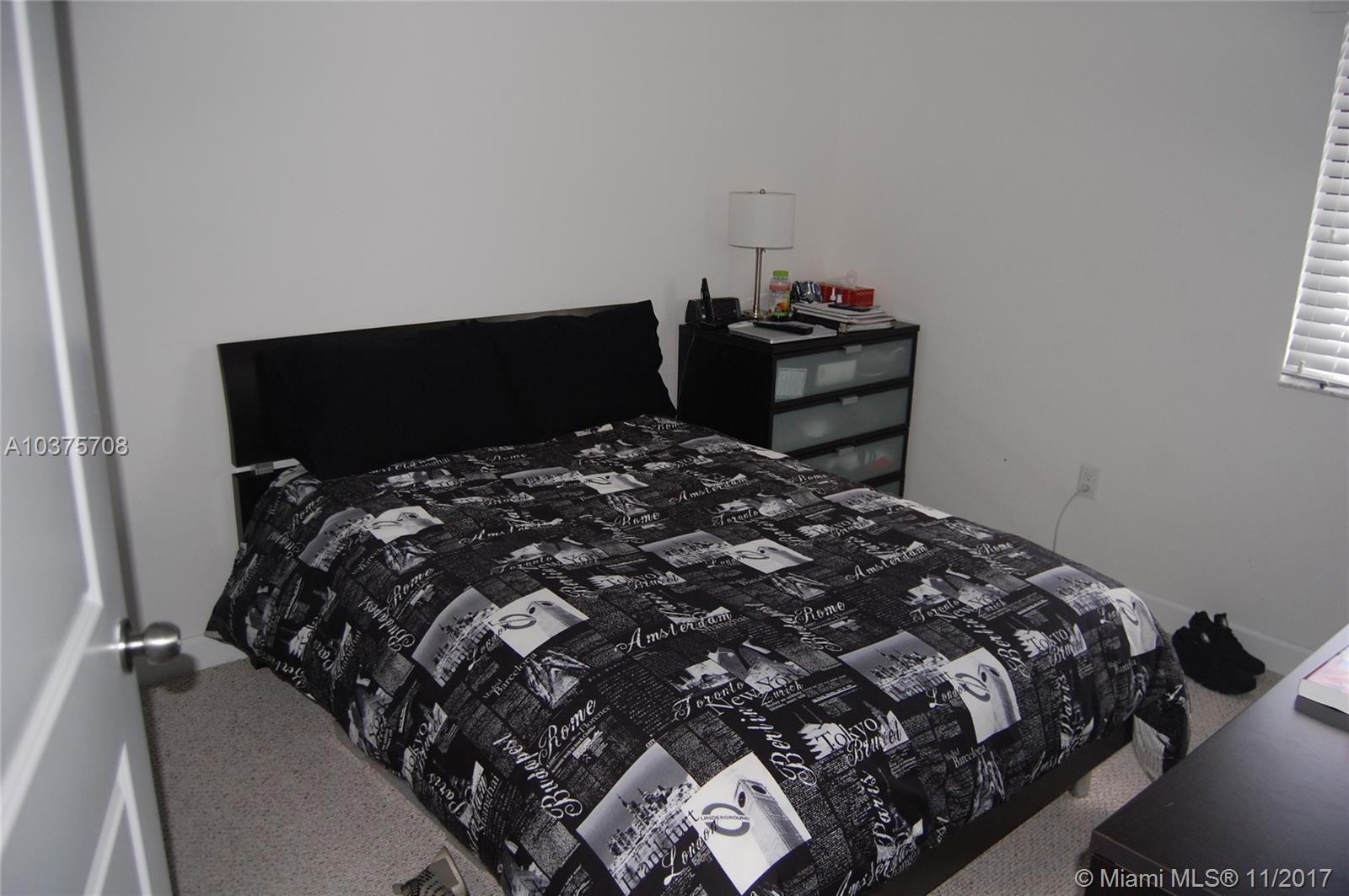 CHAMPION LAKES - Residential Lease