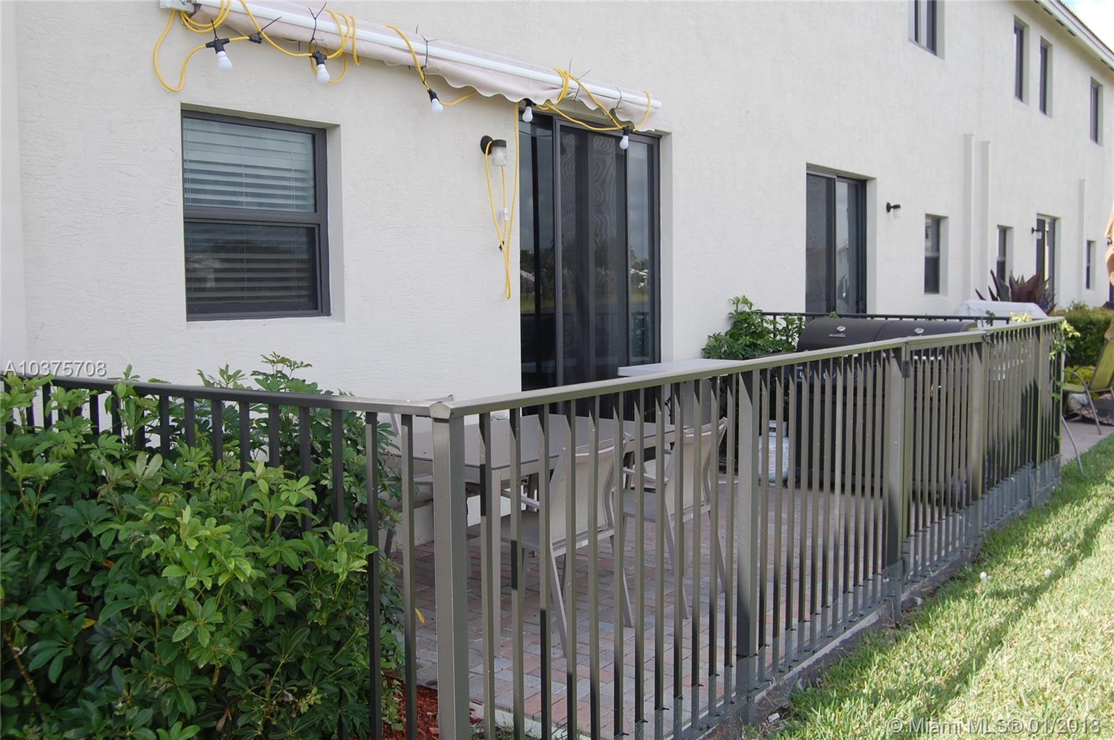 CHAMPION LAKES - Residential Lease