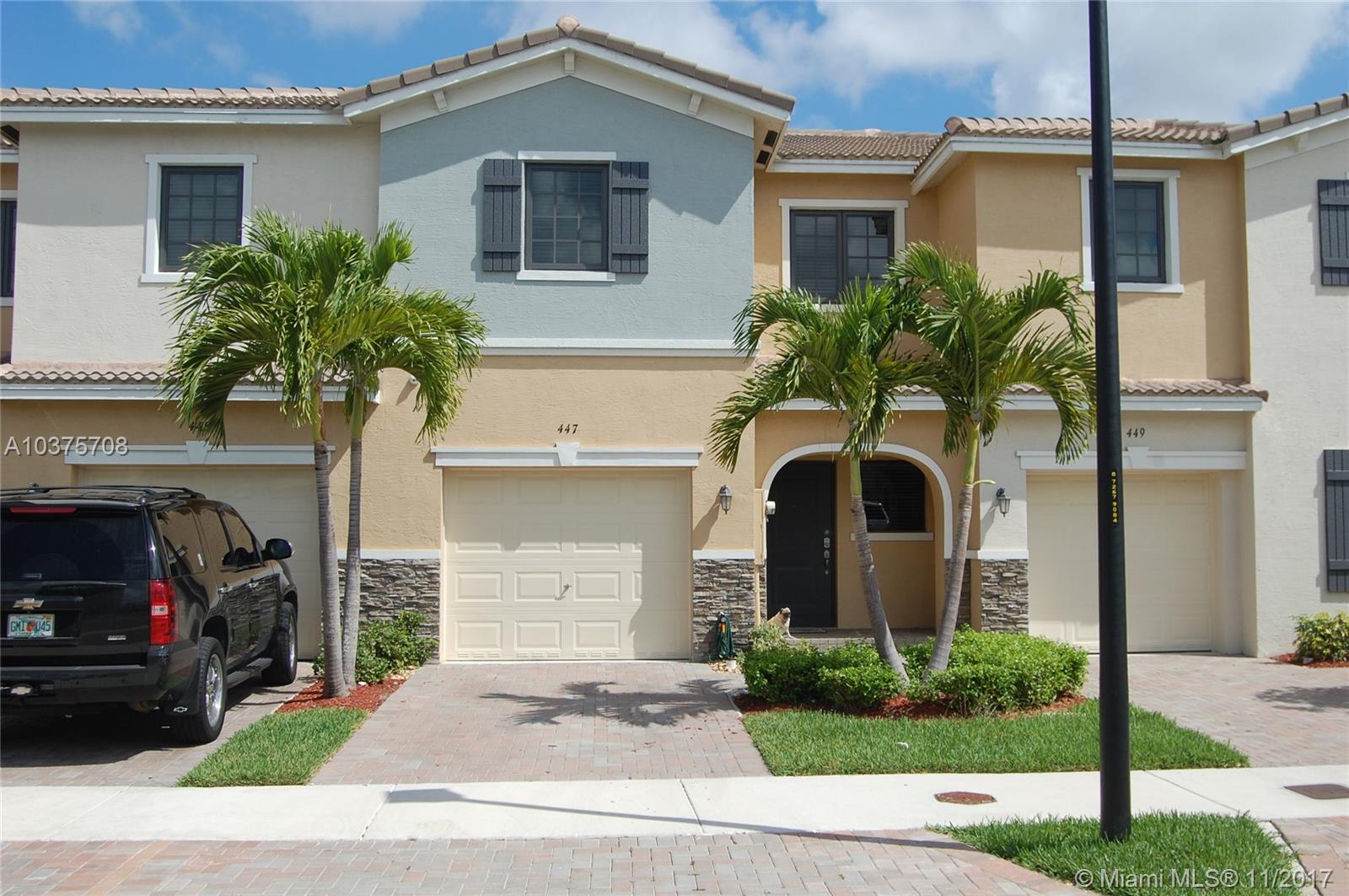 CHAMPION LAKES - Residential Lease