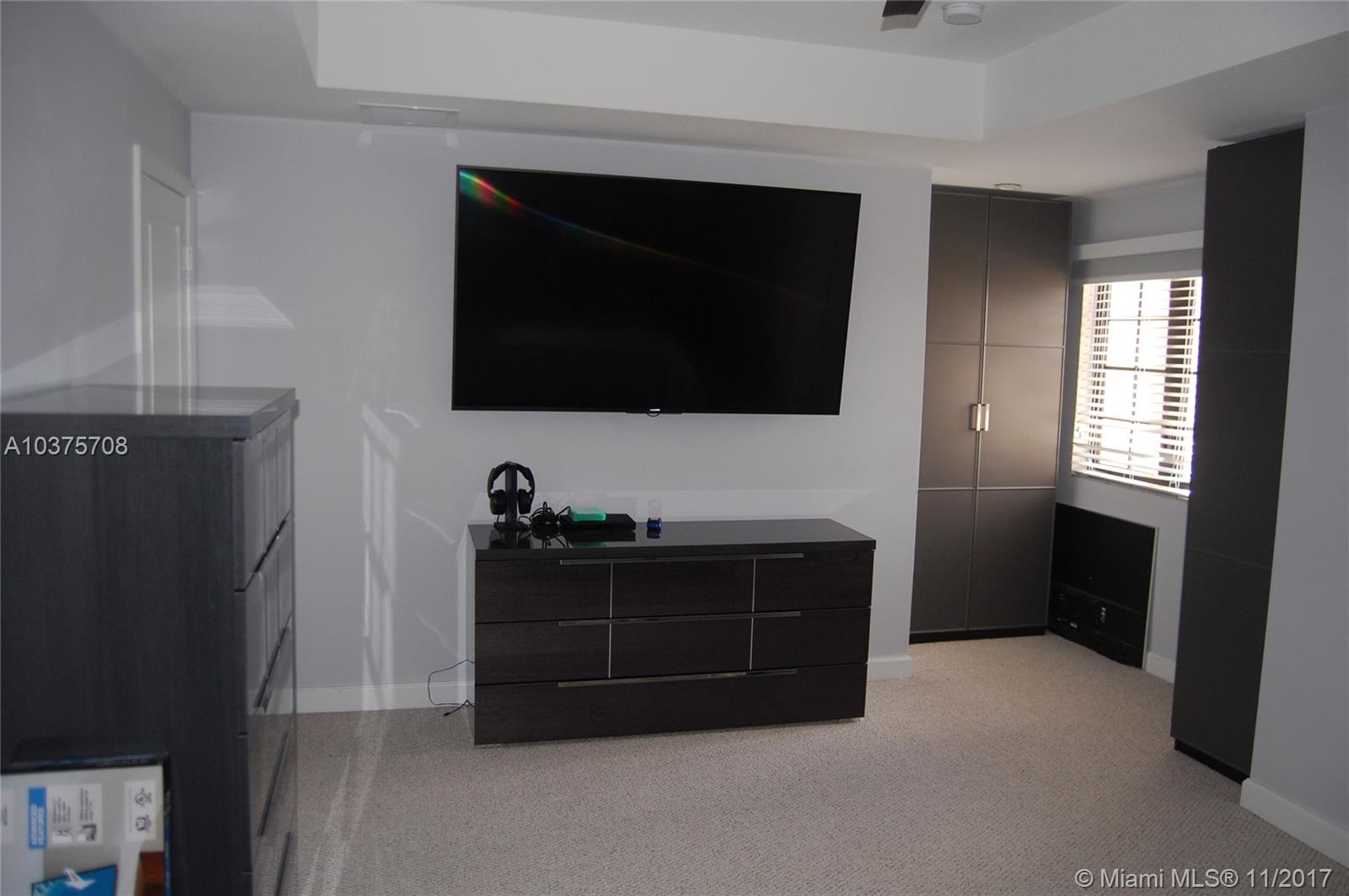 CHAMPION LAKES - Residential Lease