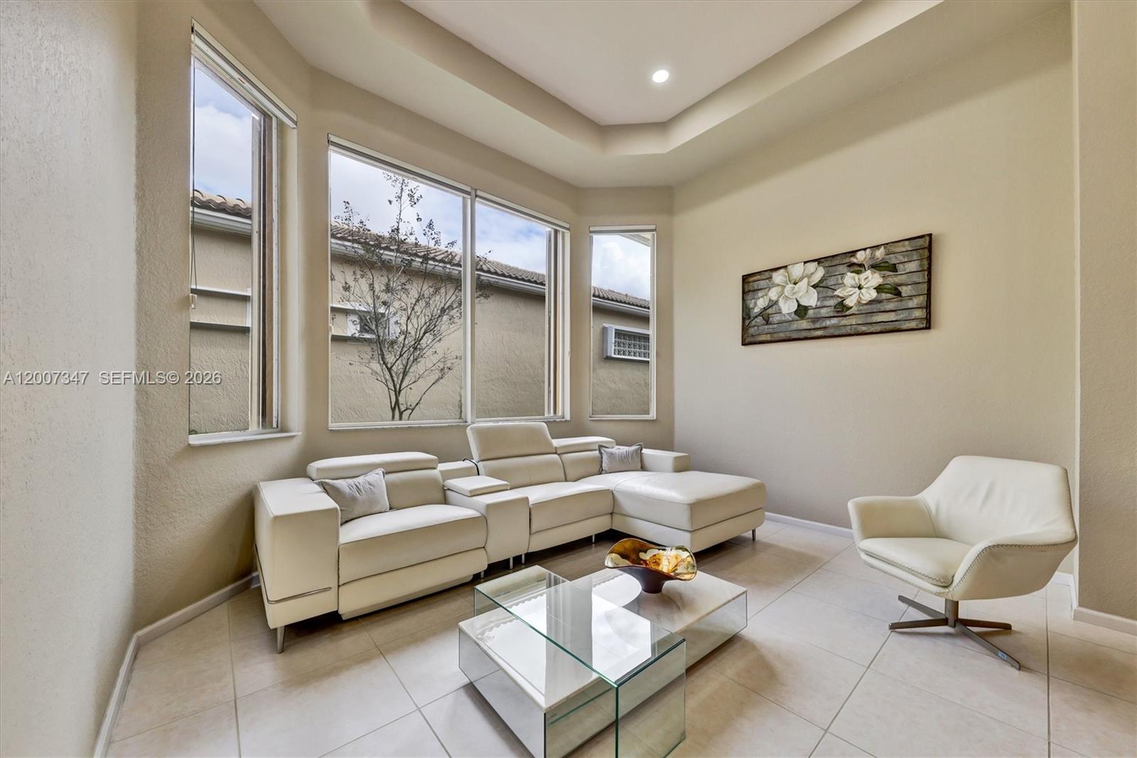 HERON BAY FOUR - Residential