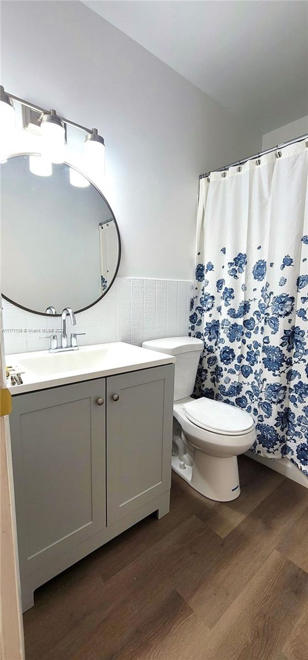 Photo of 2200 Park Ln #302, Hollywood, FL 33021 (MLS # A11171139)