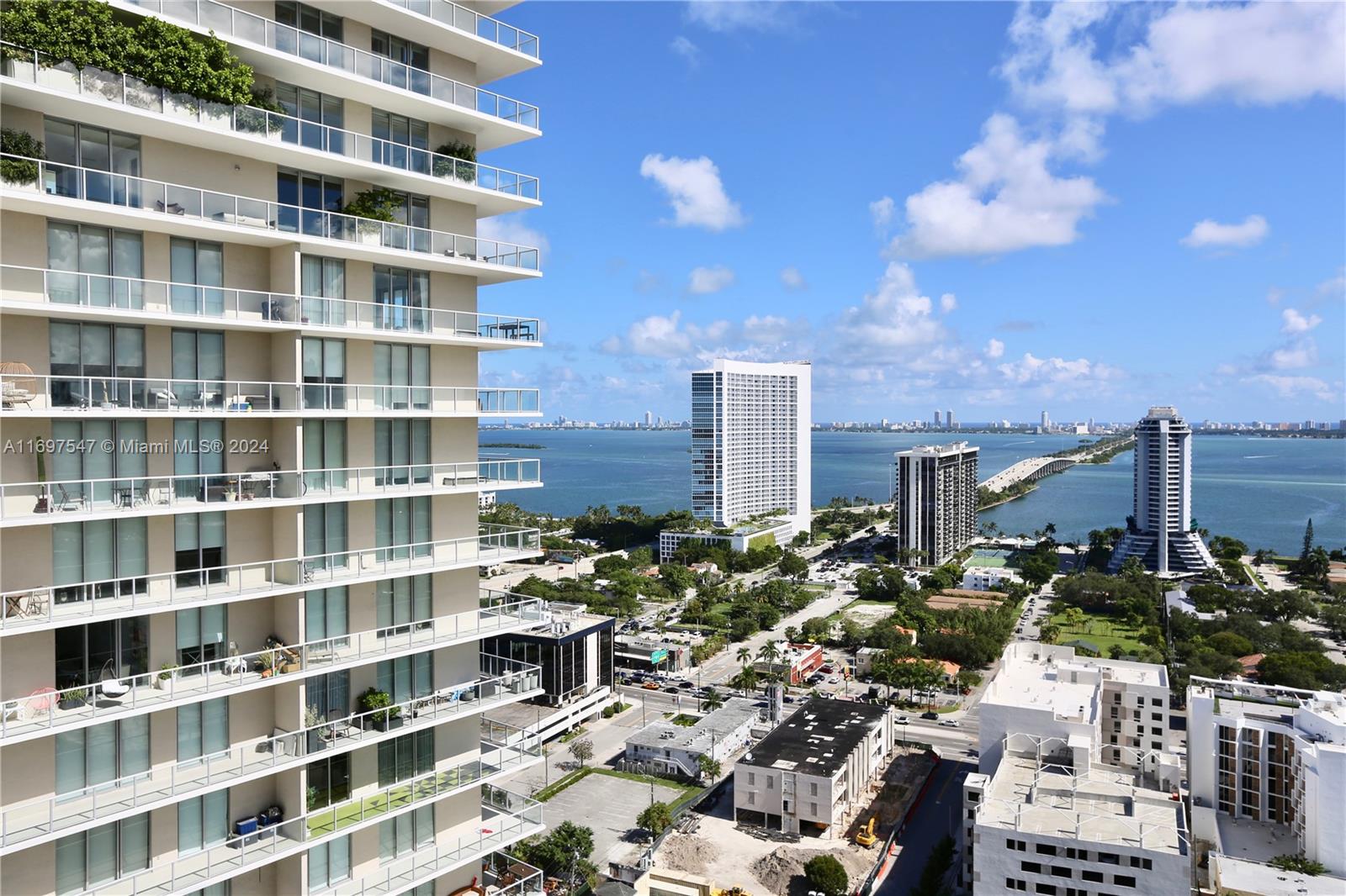 3401 MIDTOWN CONDO - Residential