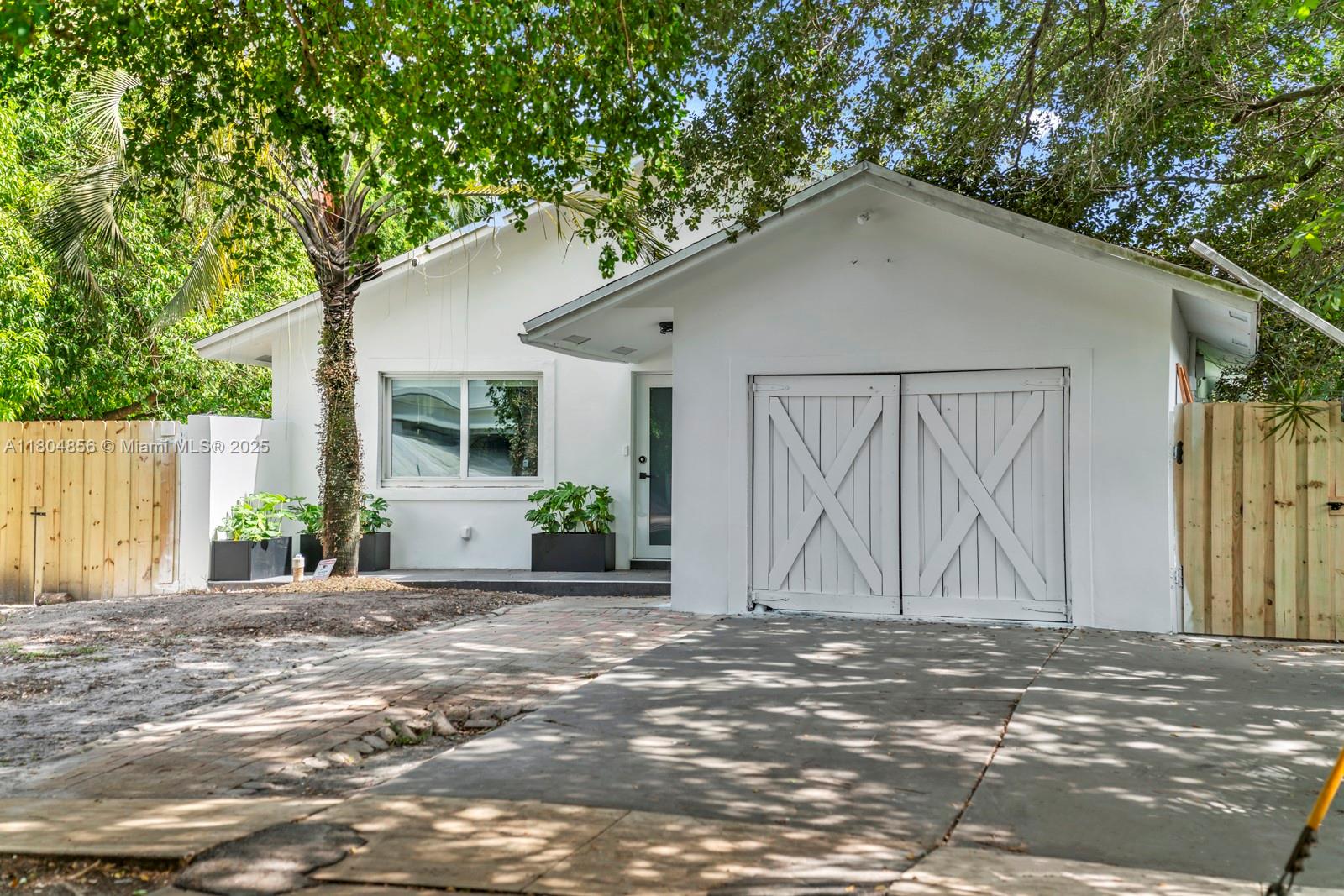 SUNSET ISLES SEC 4 - Residential Lease