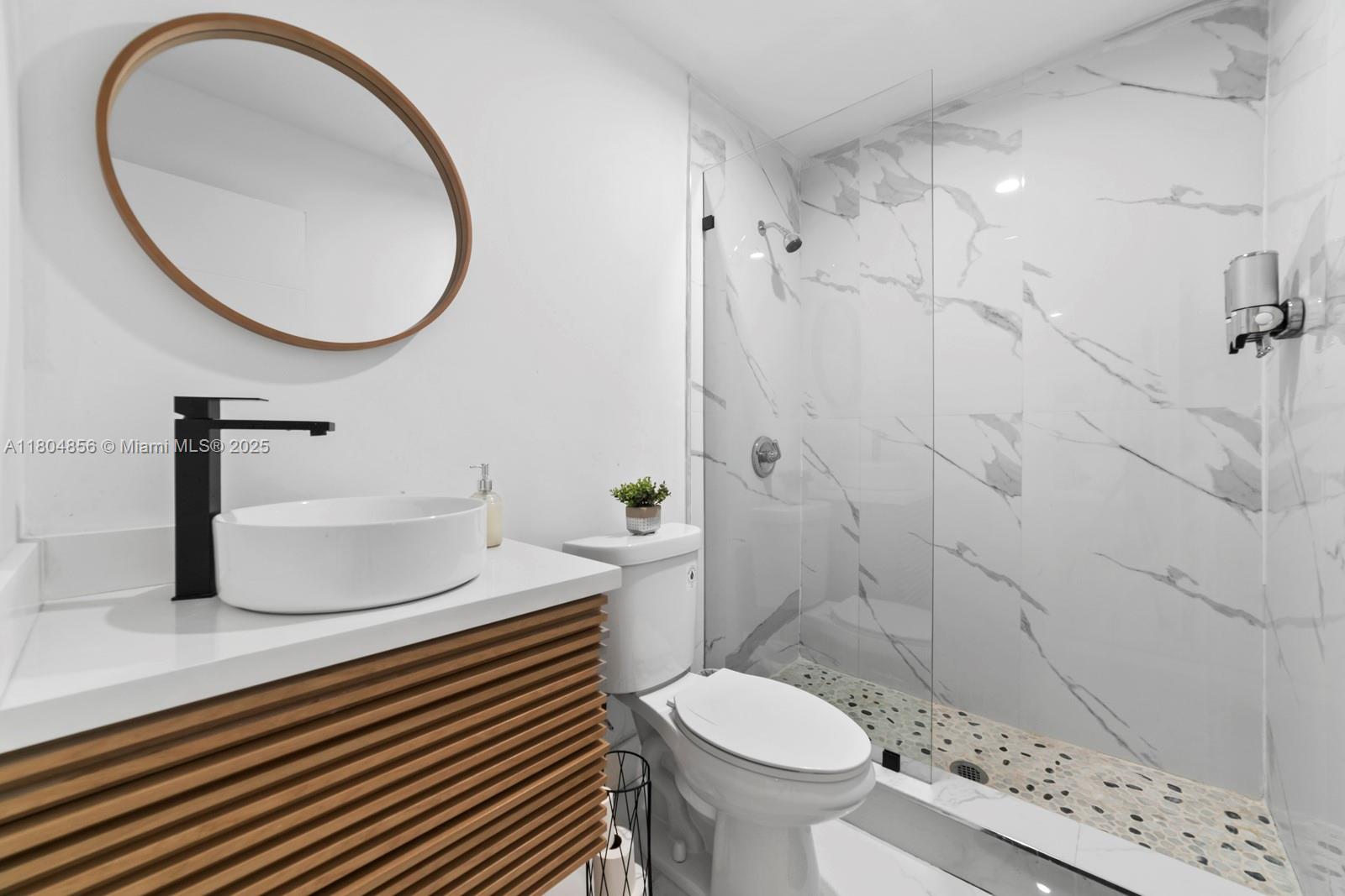 SUNSET ISLES SEC 4 - Residential Lease