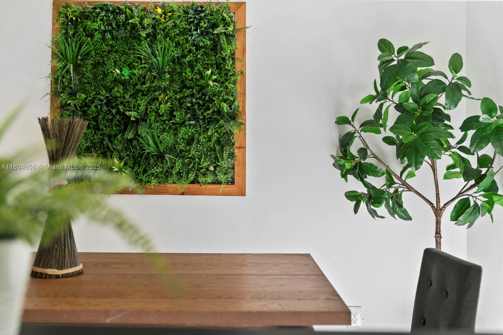 SUNSET ISLES SEC 4 - Residential Lease