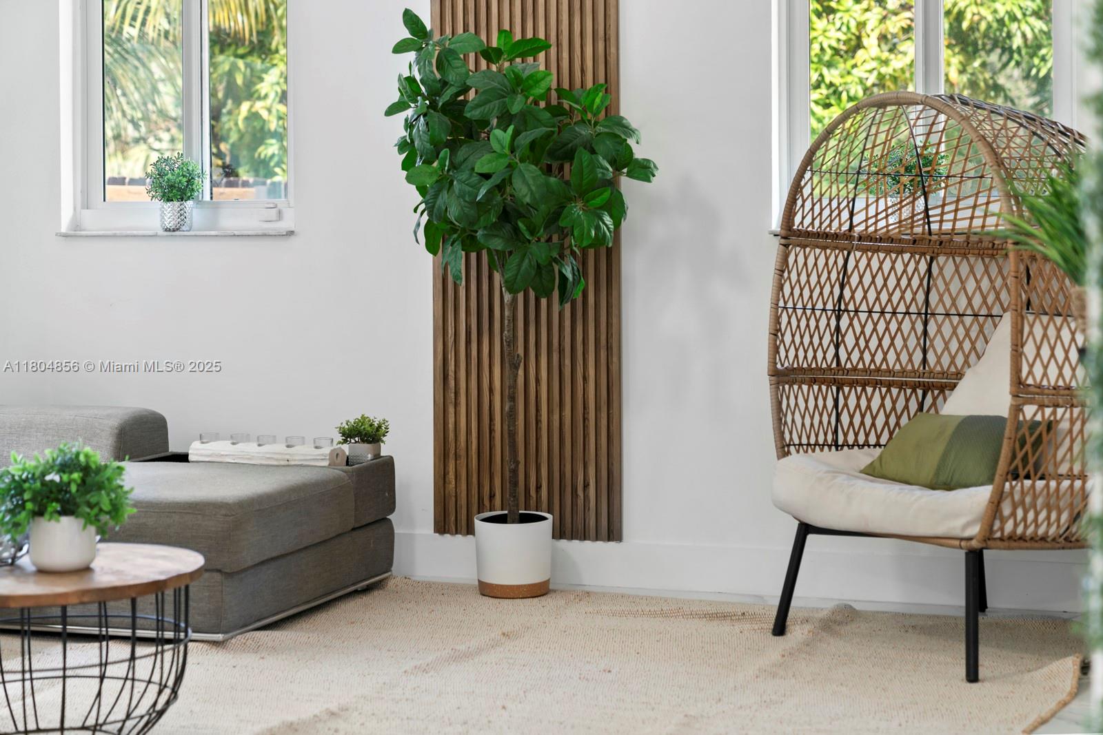 SUNSET ISLES SEC 4 - Residential Lease