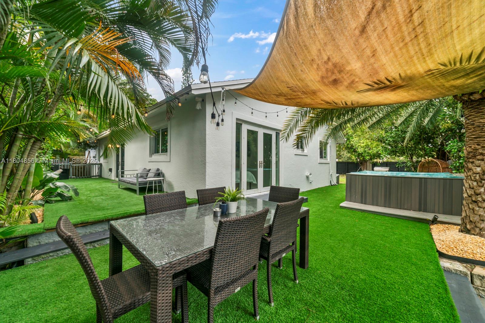 SUNSET ISLES SEC 4 - Residential Lease