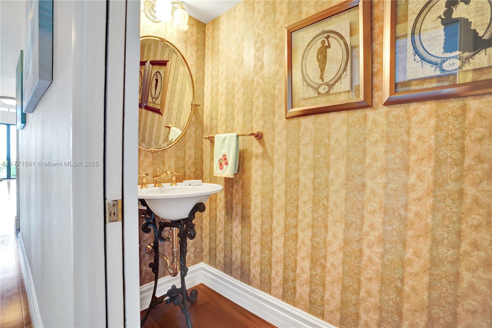 BRIGHTON CONDO - Residential Lease