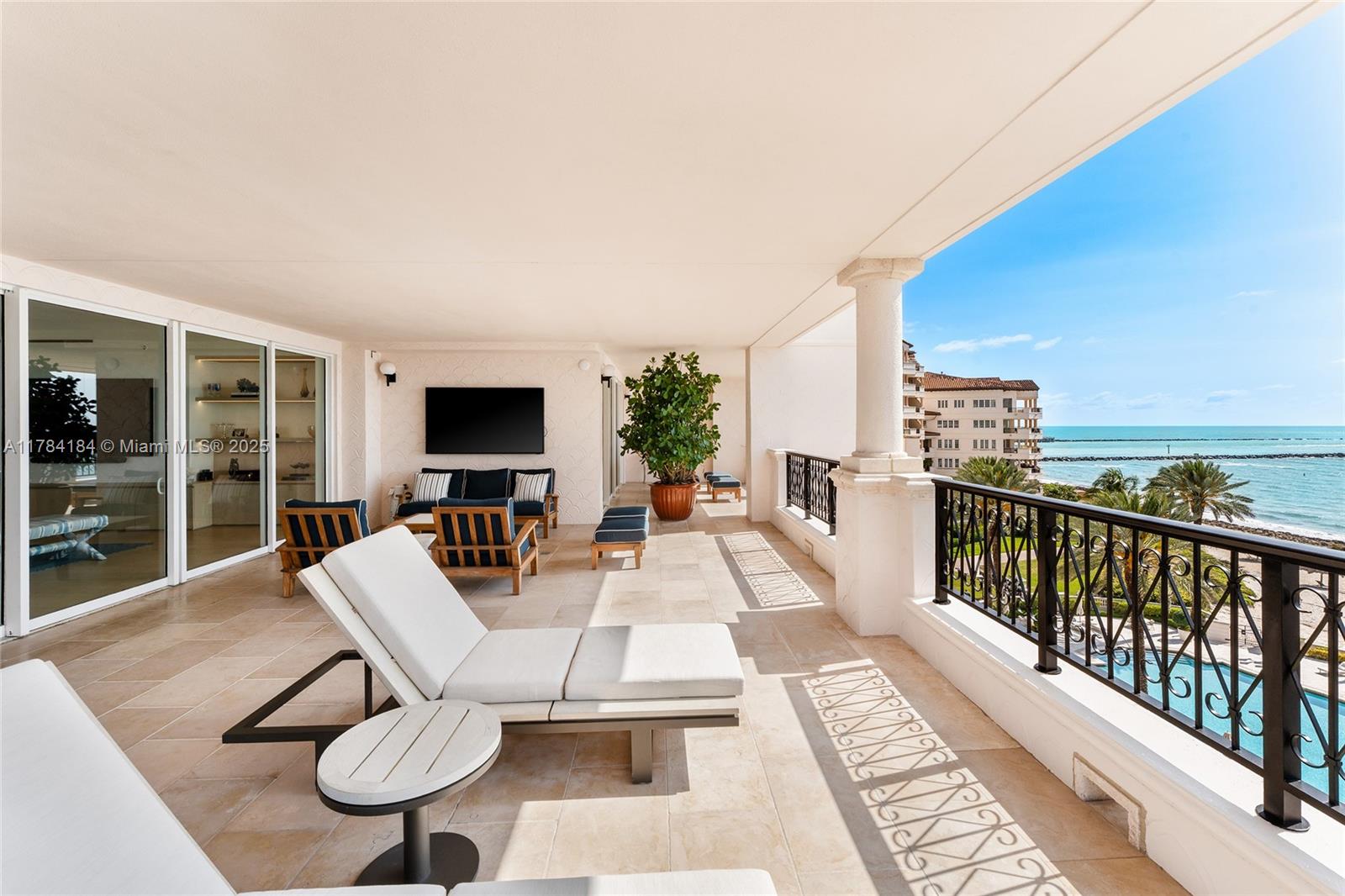 OCEANSIDE AT FISHER ISLAND - Residential