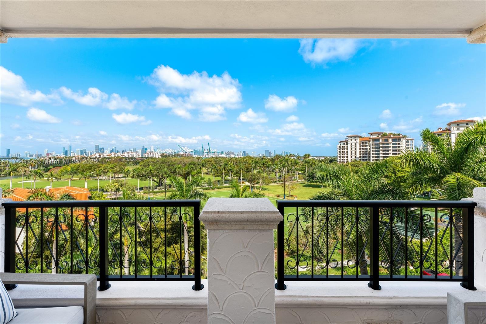 OCEANSIDE AT FISHER ISLAND - Residential