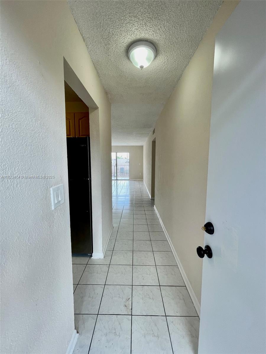 1900 W 68th St B303