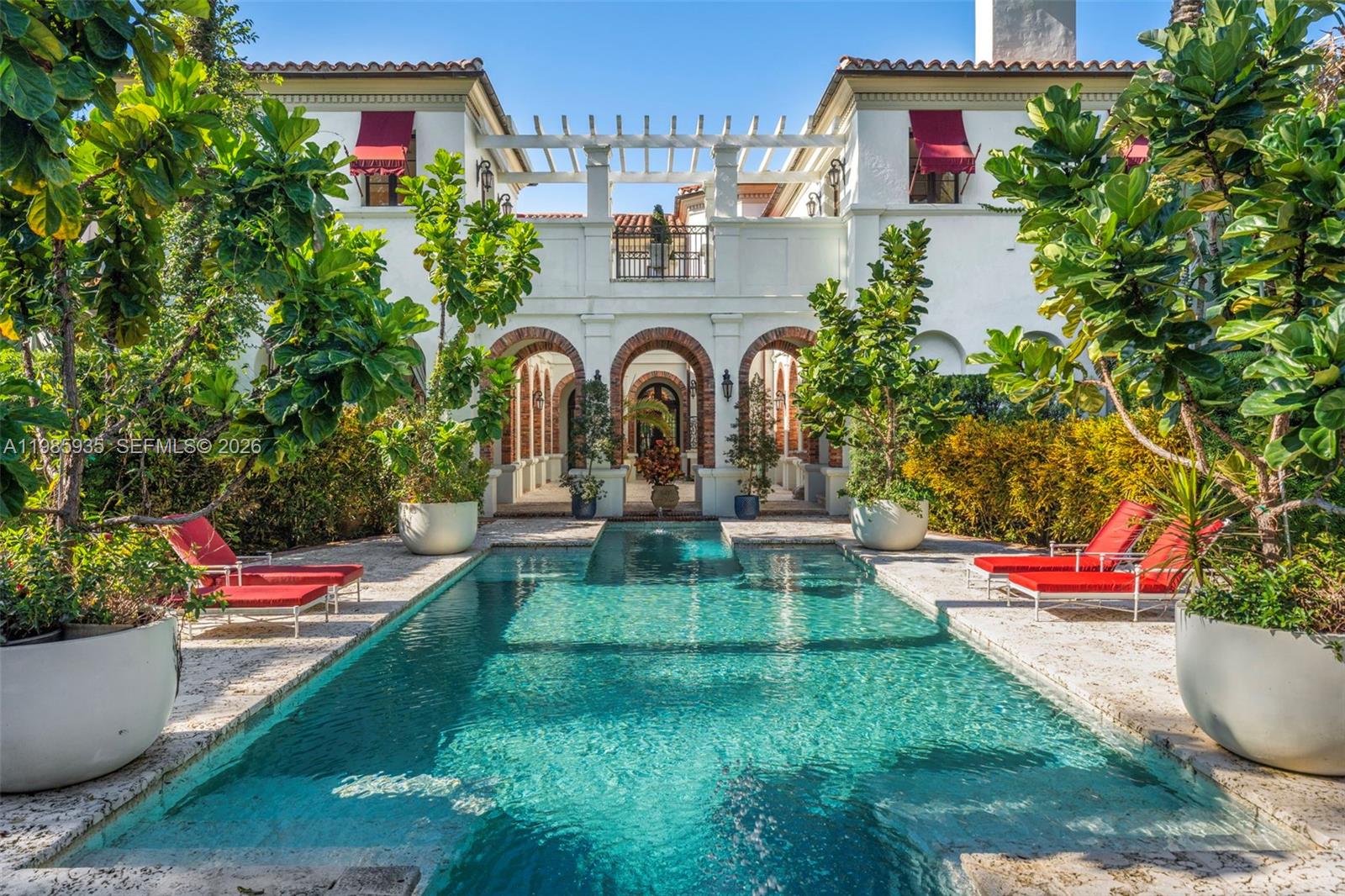 JOURNEYS END ESTATES - Residential