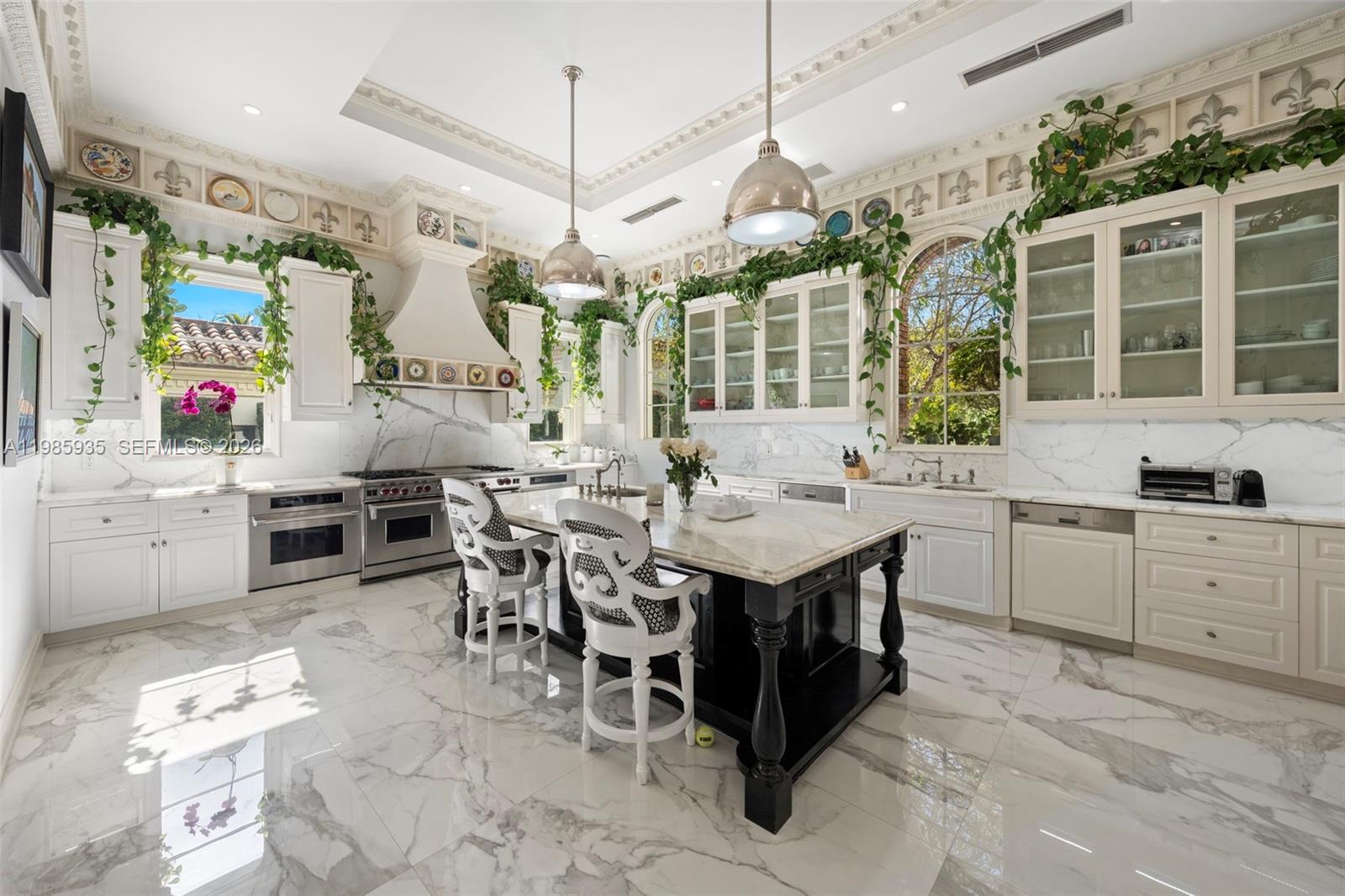 JOURNEYS END ESTATES - Residential