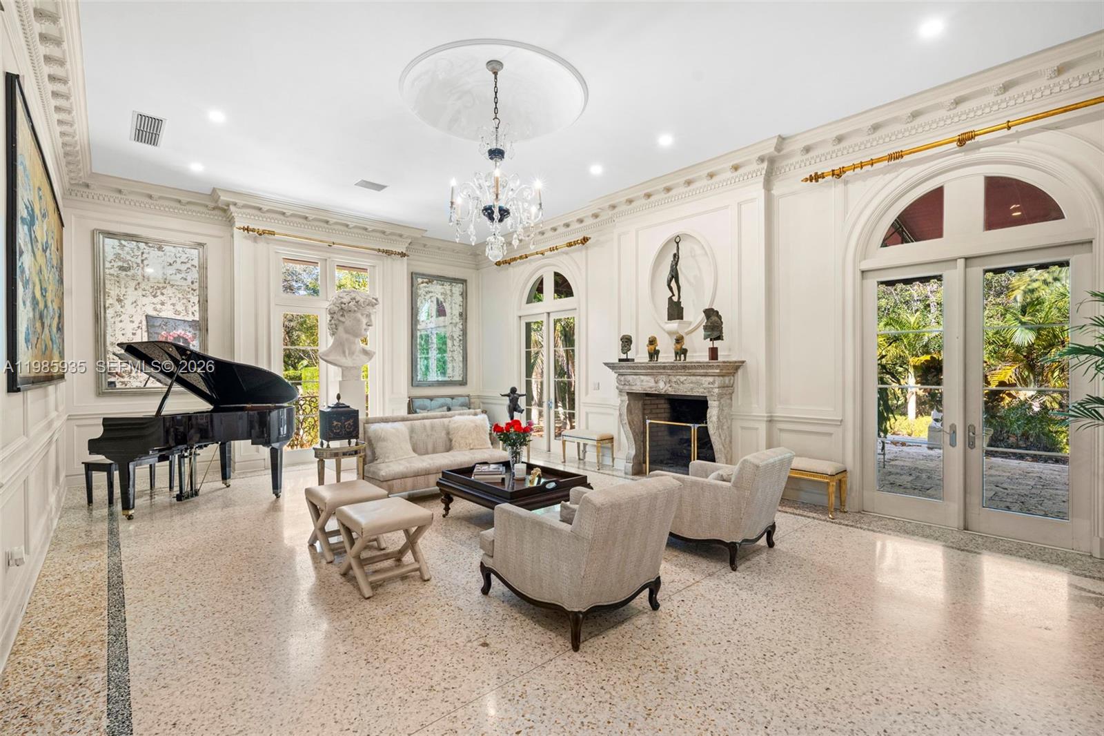 JOURNEYS END ESTATES - Residential