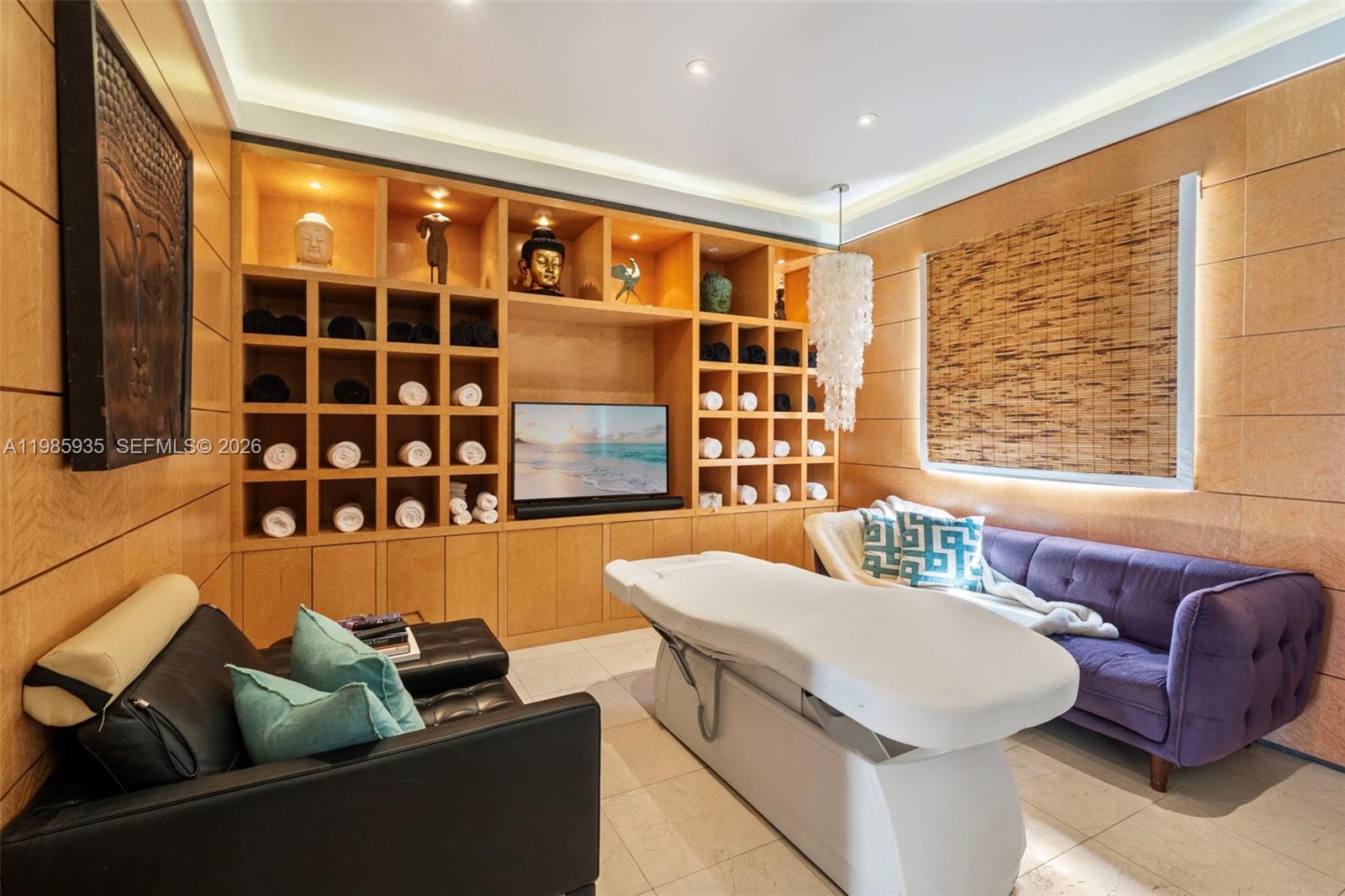 JOURNEYS END ESTATES - Residential