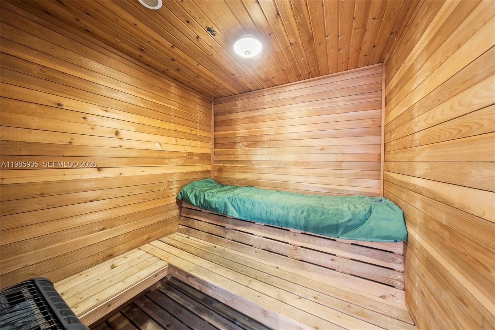 JOURNEYS END ESTATES - Residential