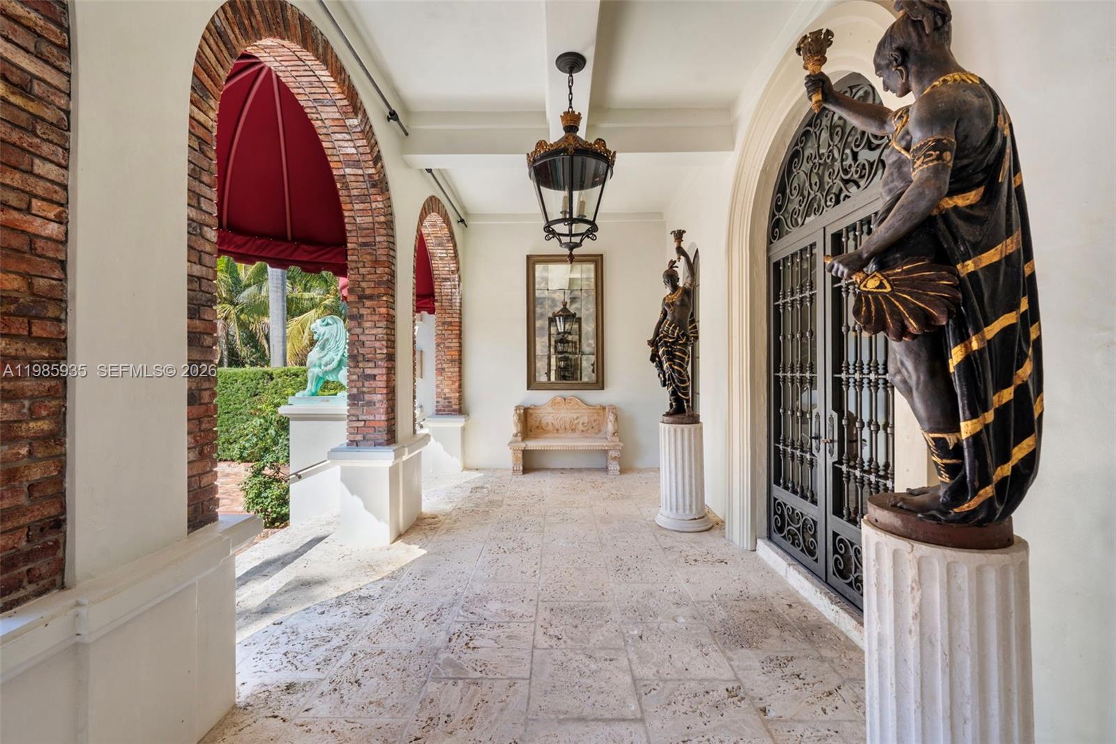 JOURNEYS END ESTATES - Residential