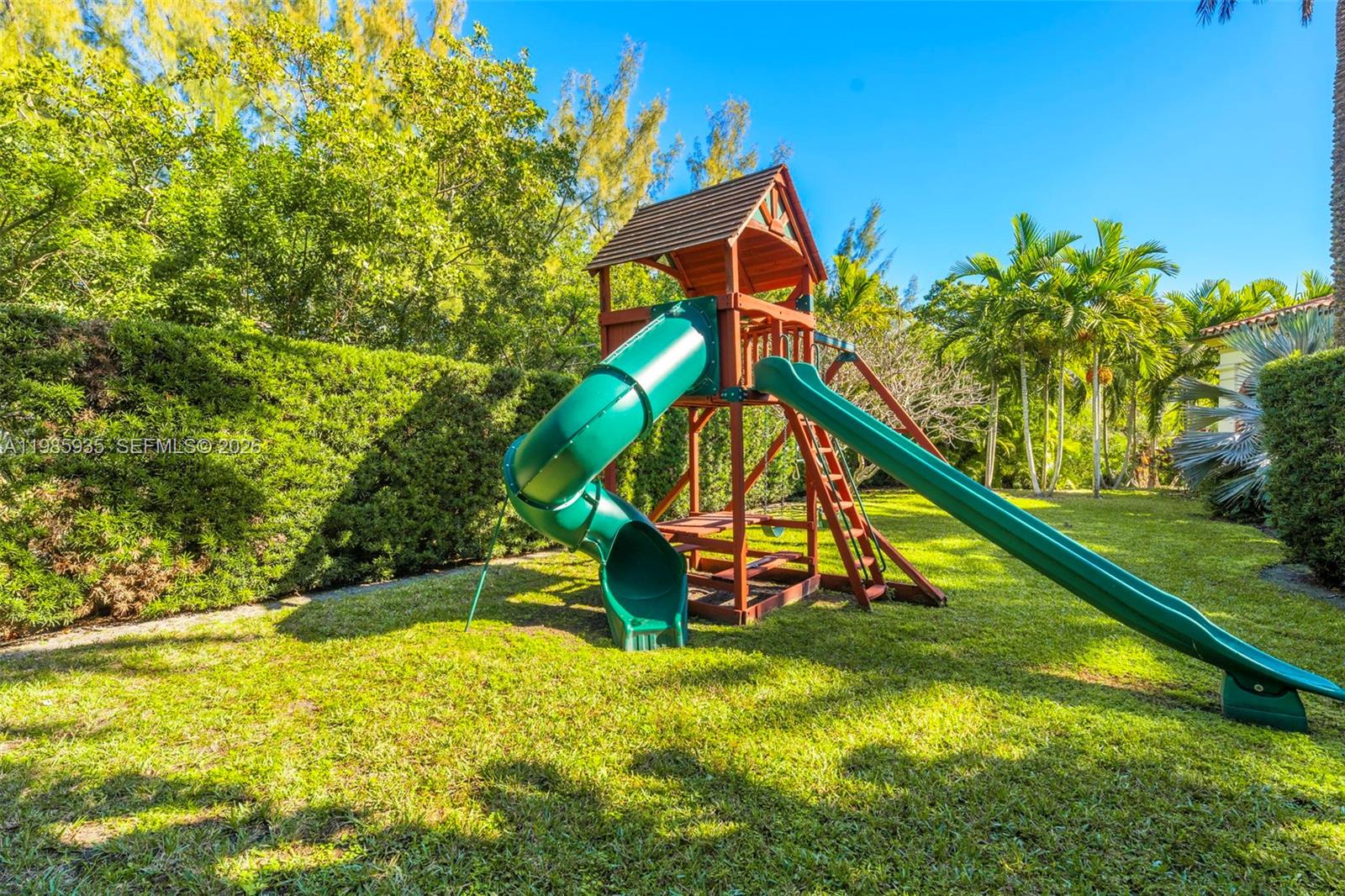 JOURNEYS END ESTATES - Residential