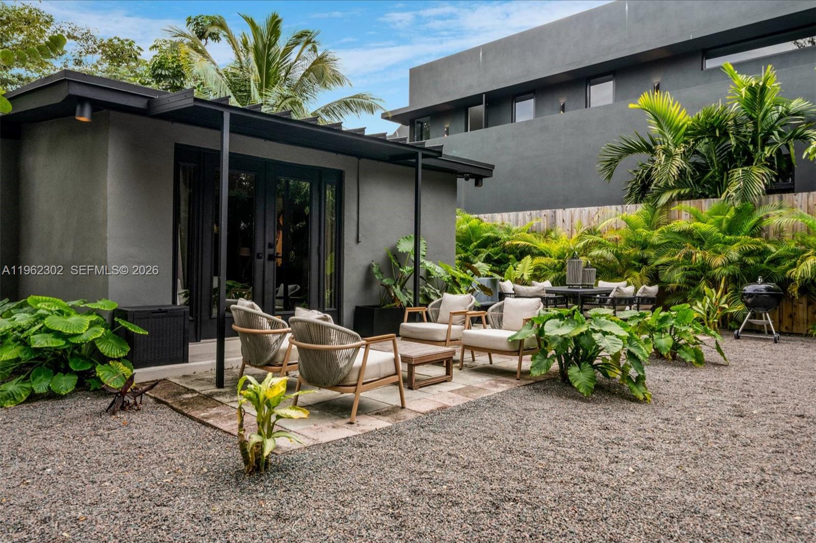 FROW HOMESTEAD - Residential