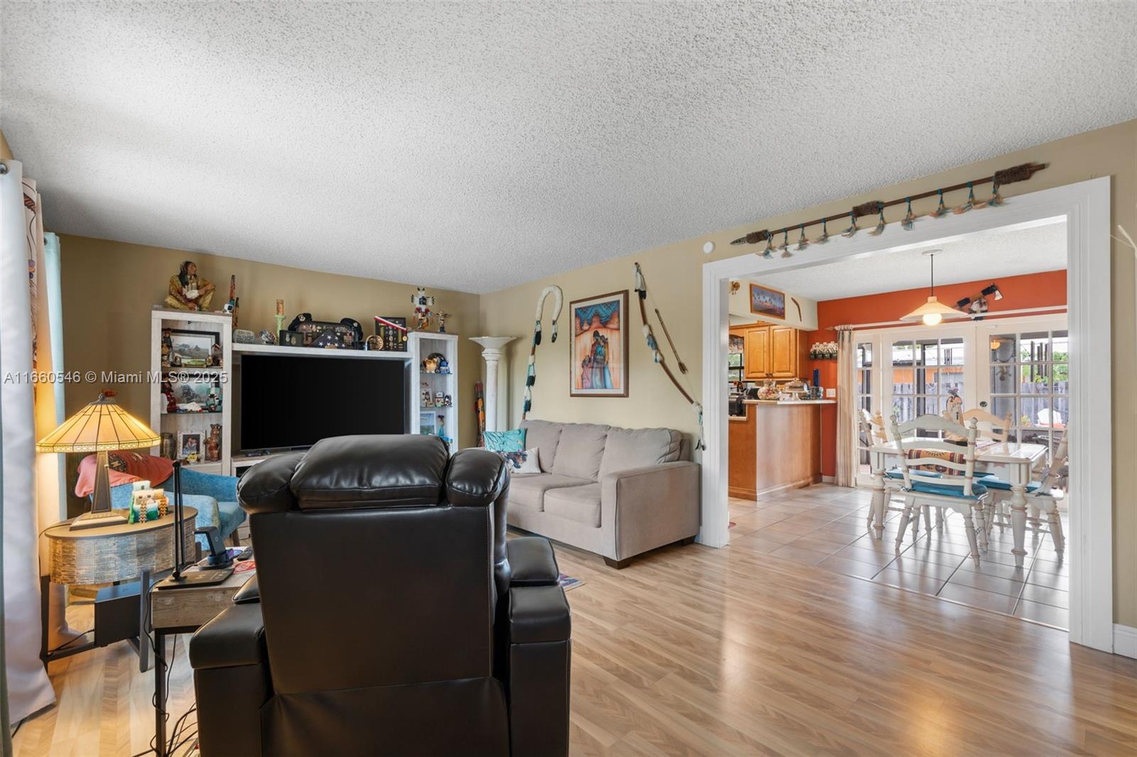 DEVON-AIRE ESTATES SEC 7 - Residential