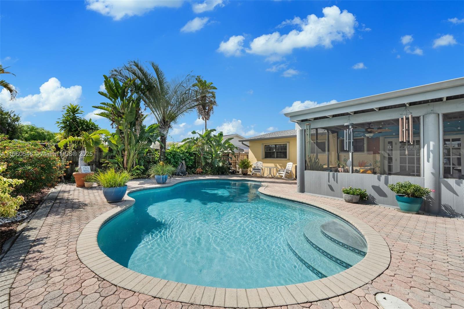 DEVON-AIRE ESTATES SEC 7 - Residential