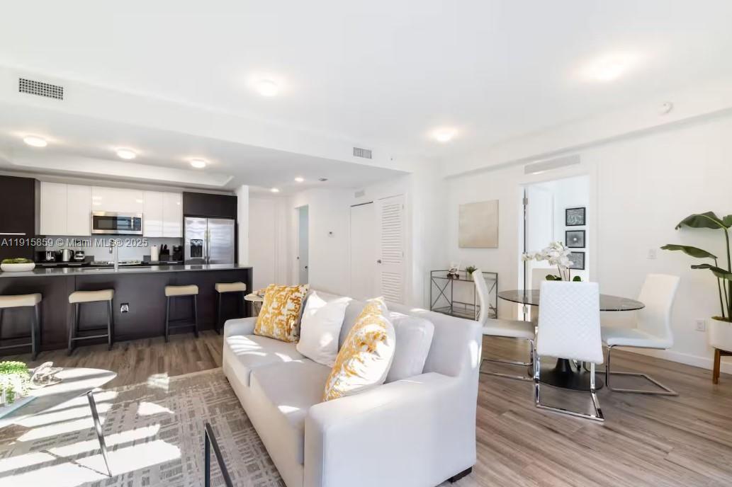 2955 S Bird Ave PH-B