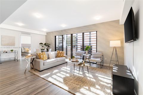 2955 S Bird Ave PH-B Miami FL 33133