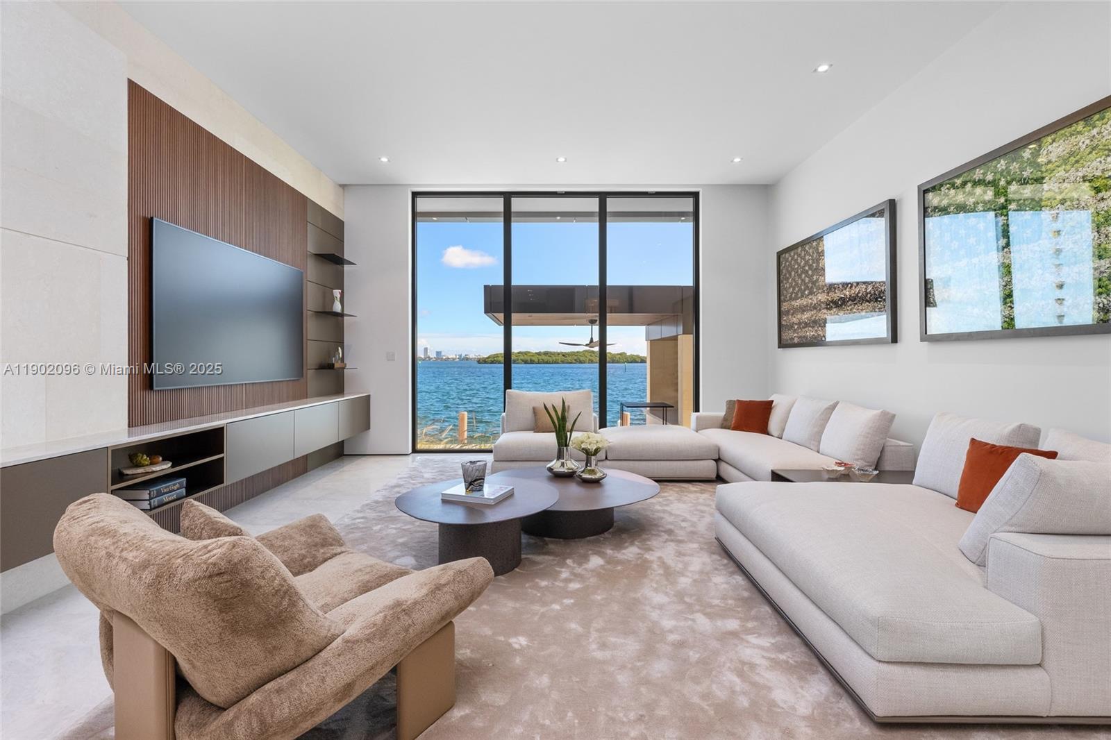 SAN SOUCI ESTATES - Residential