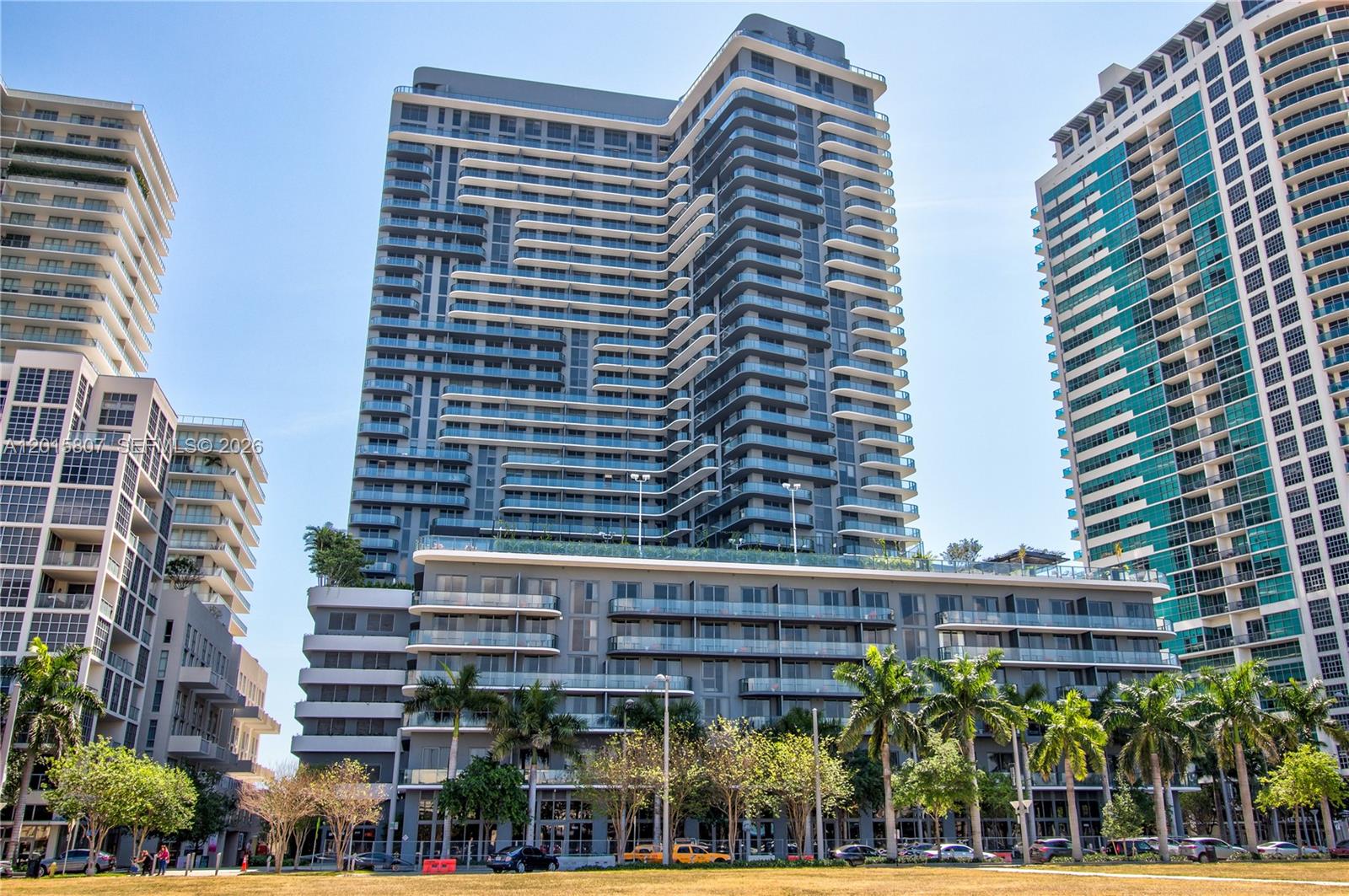 3401 MIDTOWN CONDO - Residential Lease