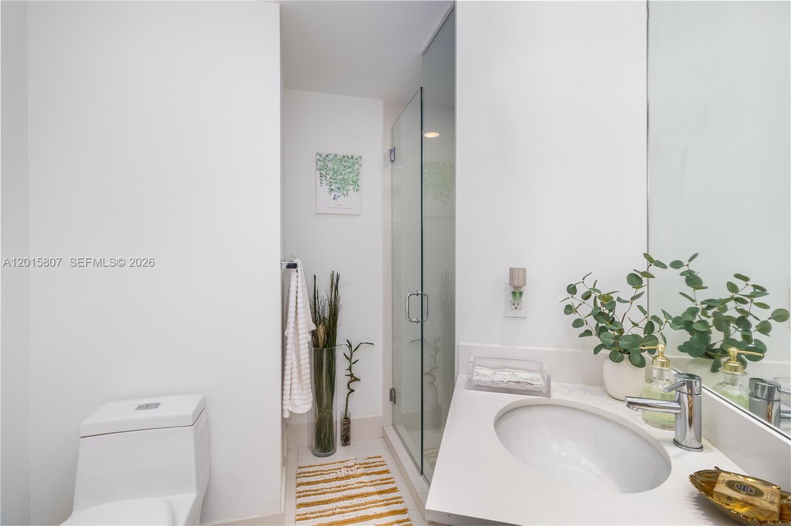 3401 MIDTOWN CONDO - Residential Lease