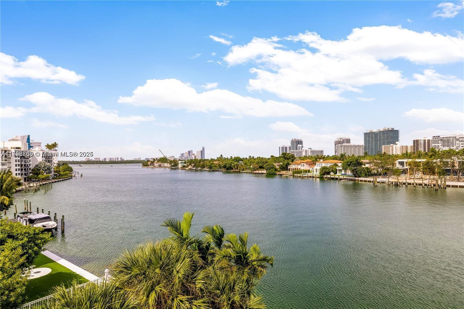 9821 E Bay Harbor Dr 503