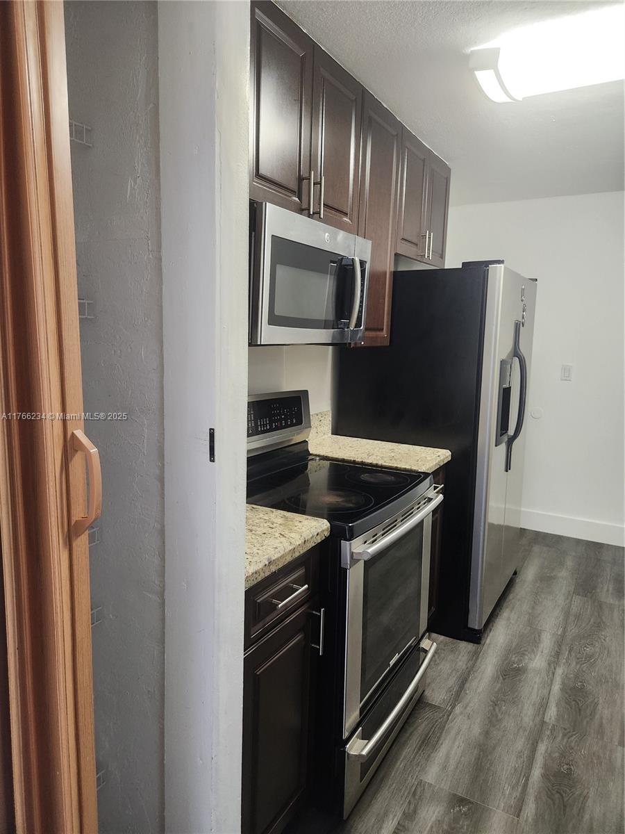 SUNSET PALMS WEST CONDO - Residential