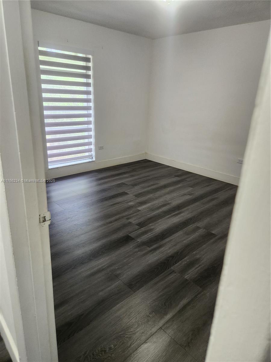 SUNSET PALMS WEST CONDO - Residential