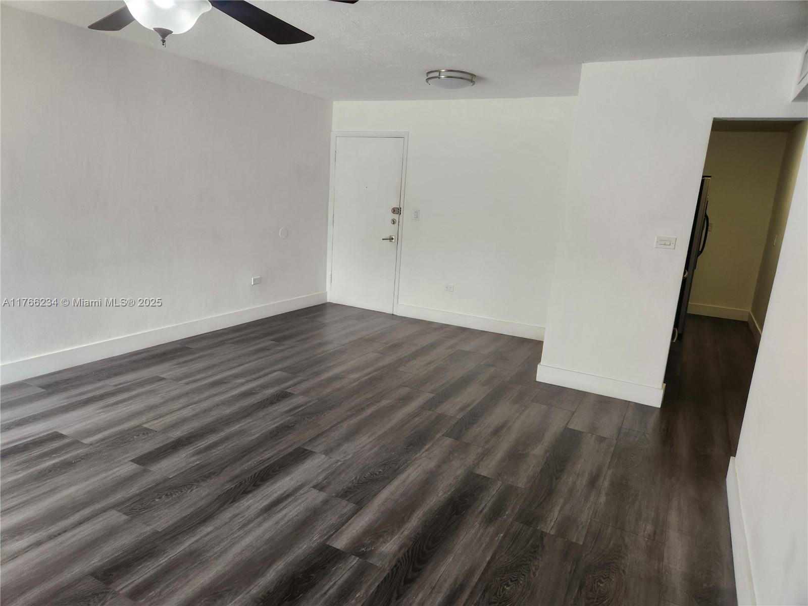 SUNSET PALMS WEST CONDO - Residential