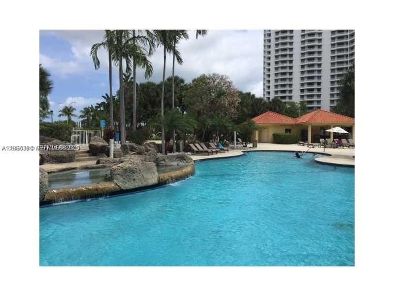 3300 NE 191st St 518