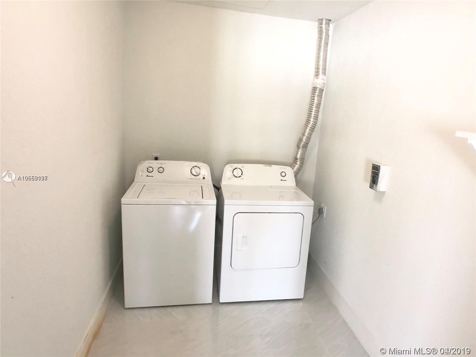 JENADA VILLAS - Residential Lease