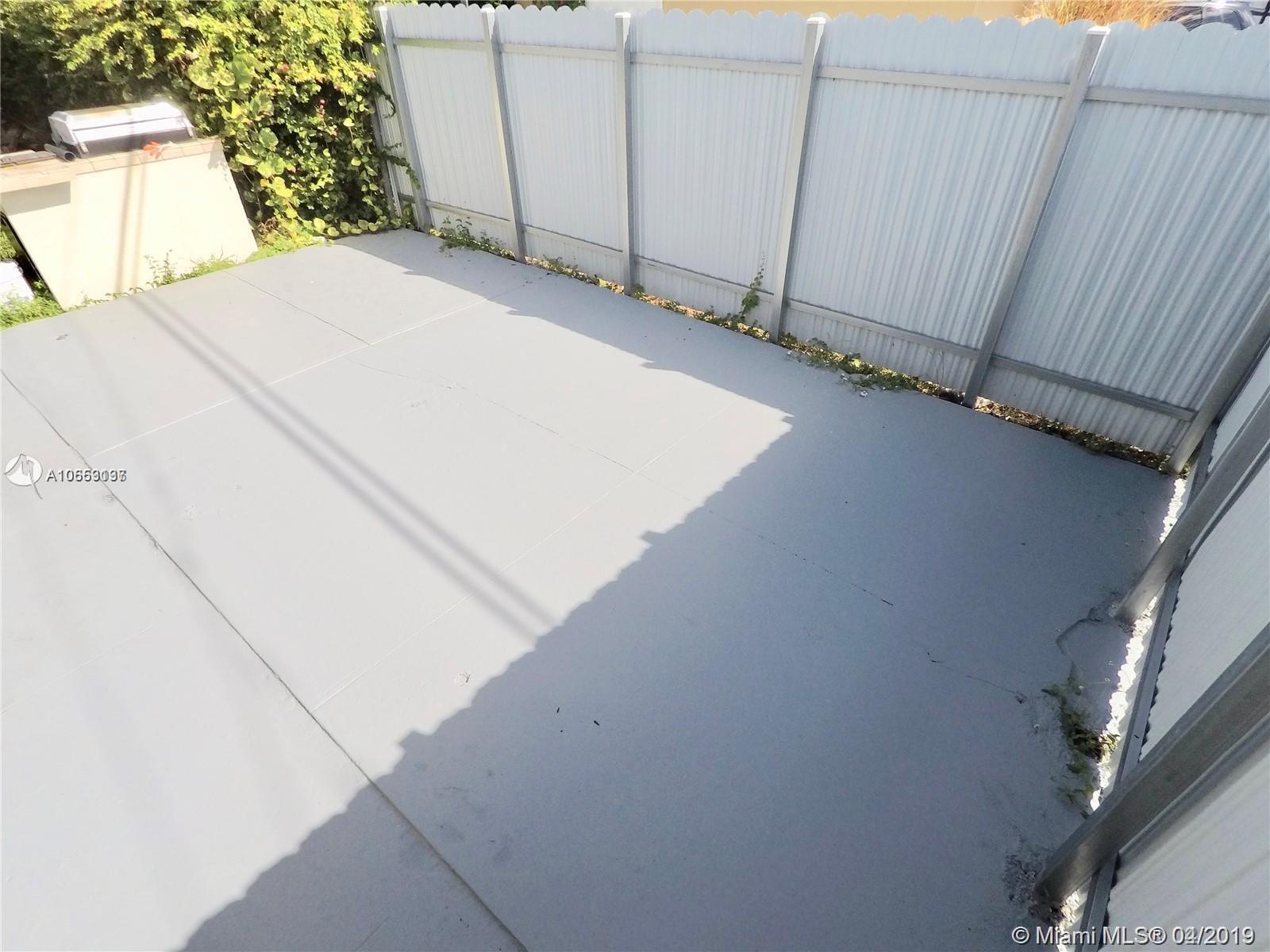 JENADA VILLAS - Residential Lease