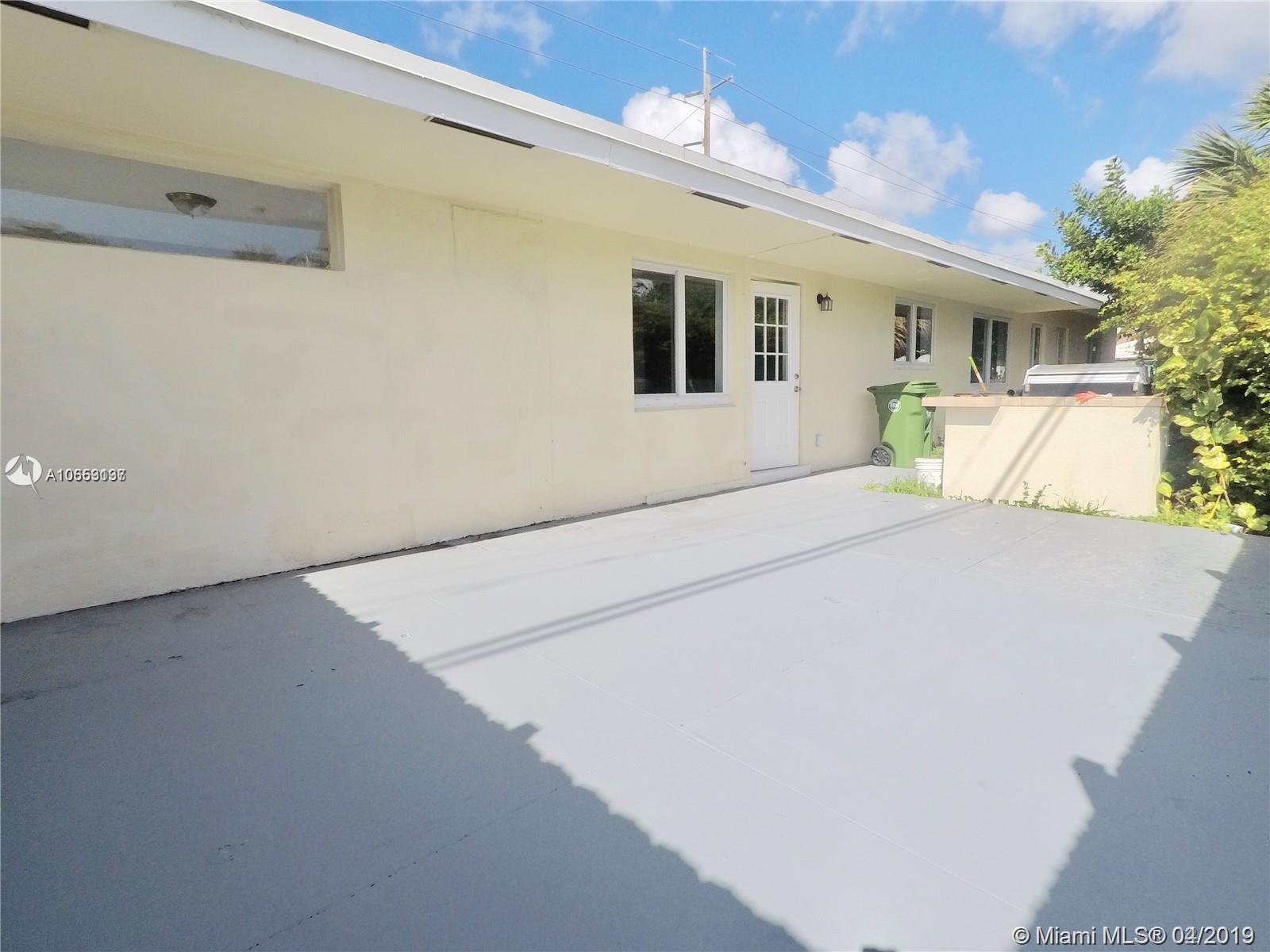 JENADA VILLAS - Residential Lease